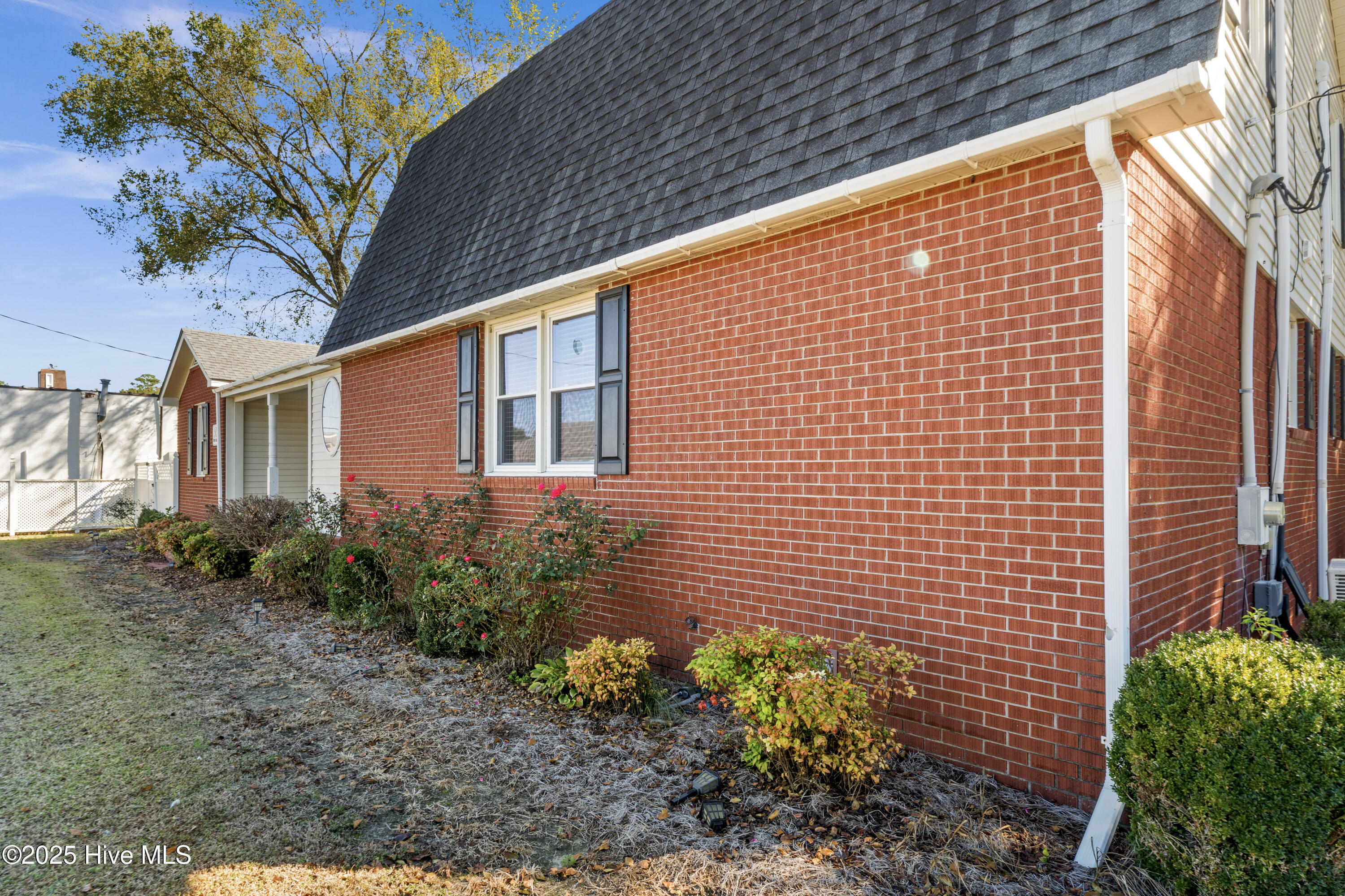 Homes for sale in Beulaville, NC | 117 S Thomas St, Beulaville, NC 28518 | MLS# 100534245