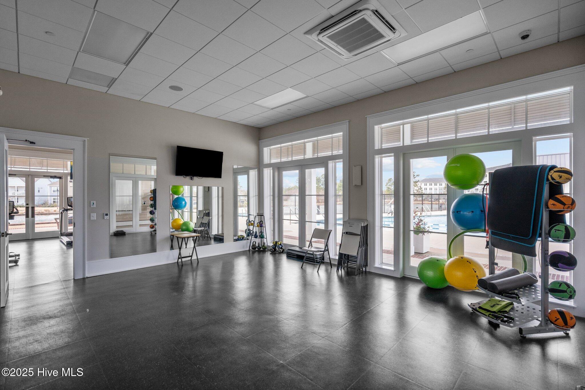 100515846 | Photo 57