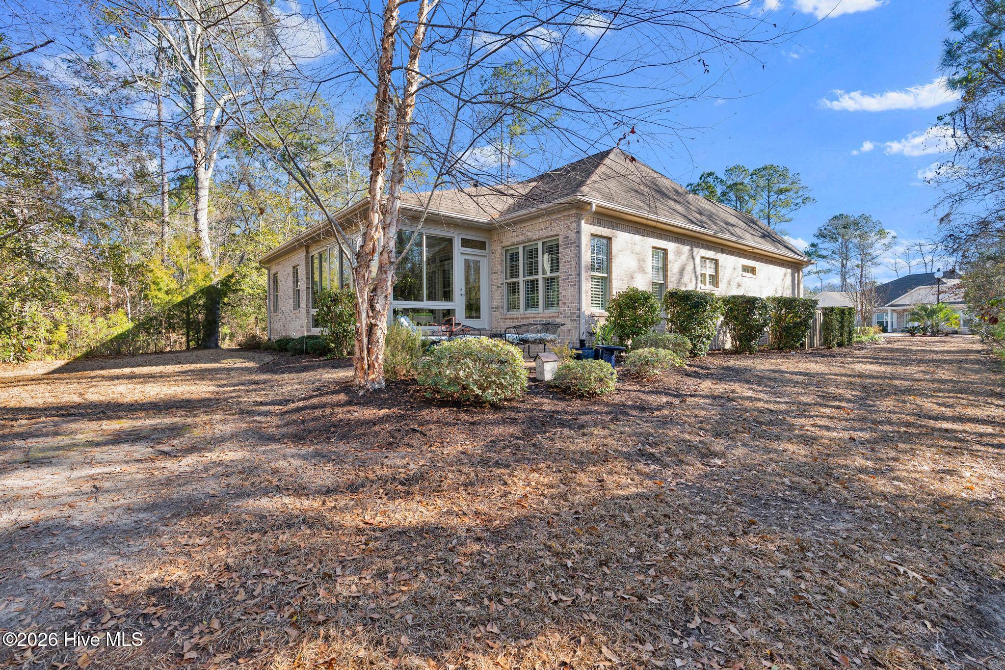 100552024 | Photo 37