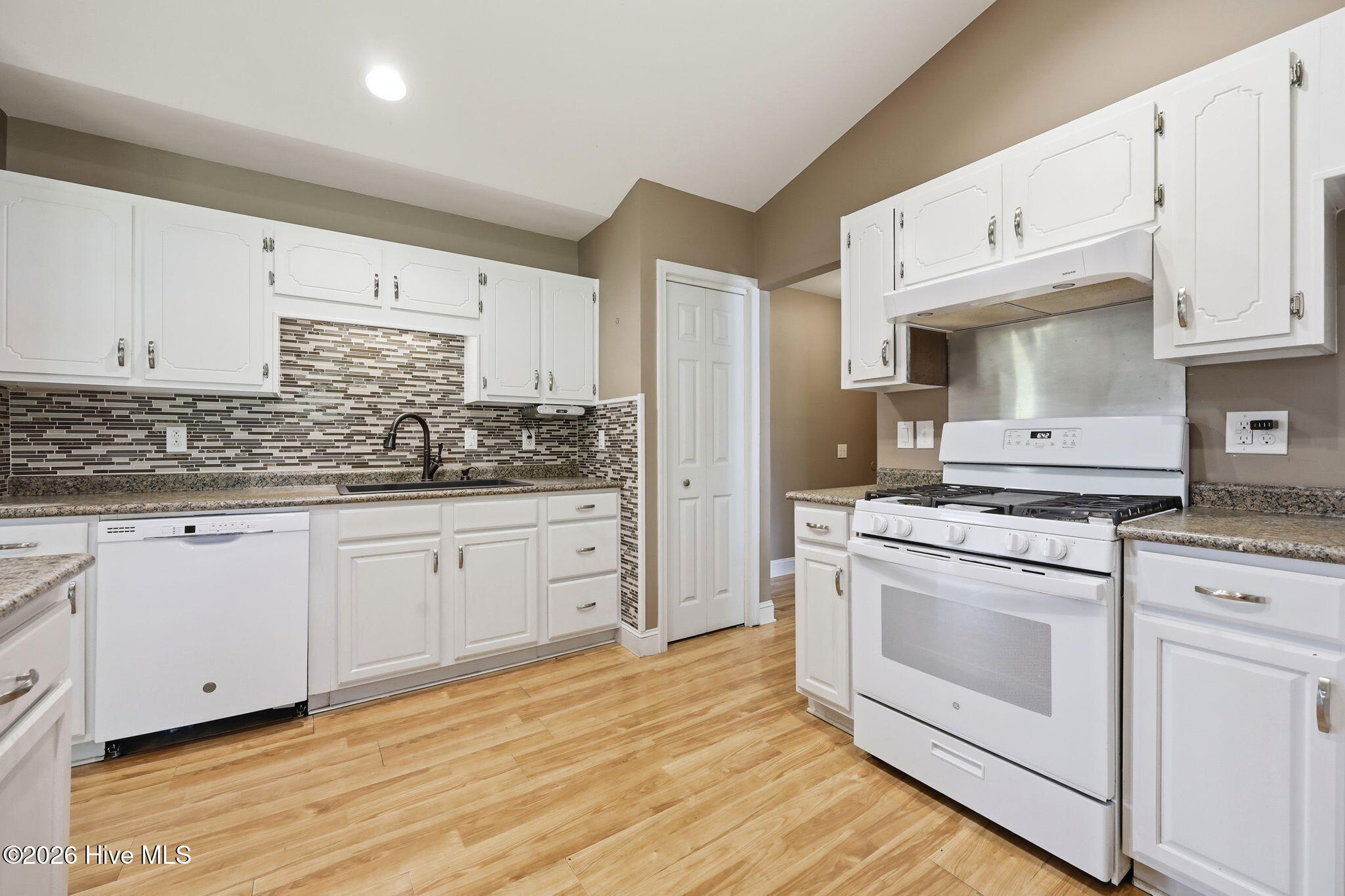 415 Red Fox Trail,Newport
