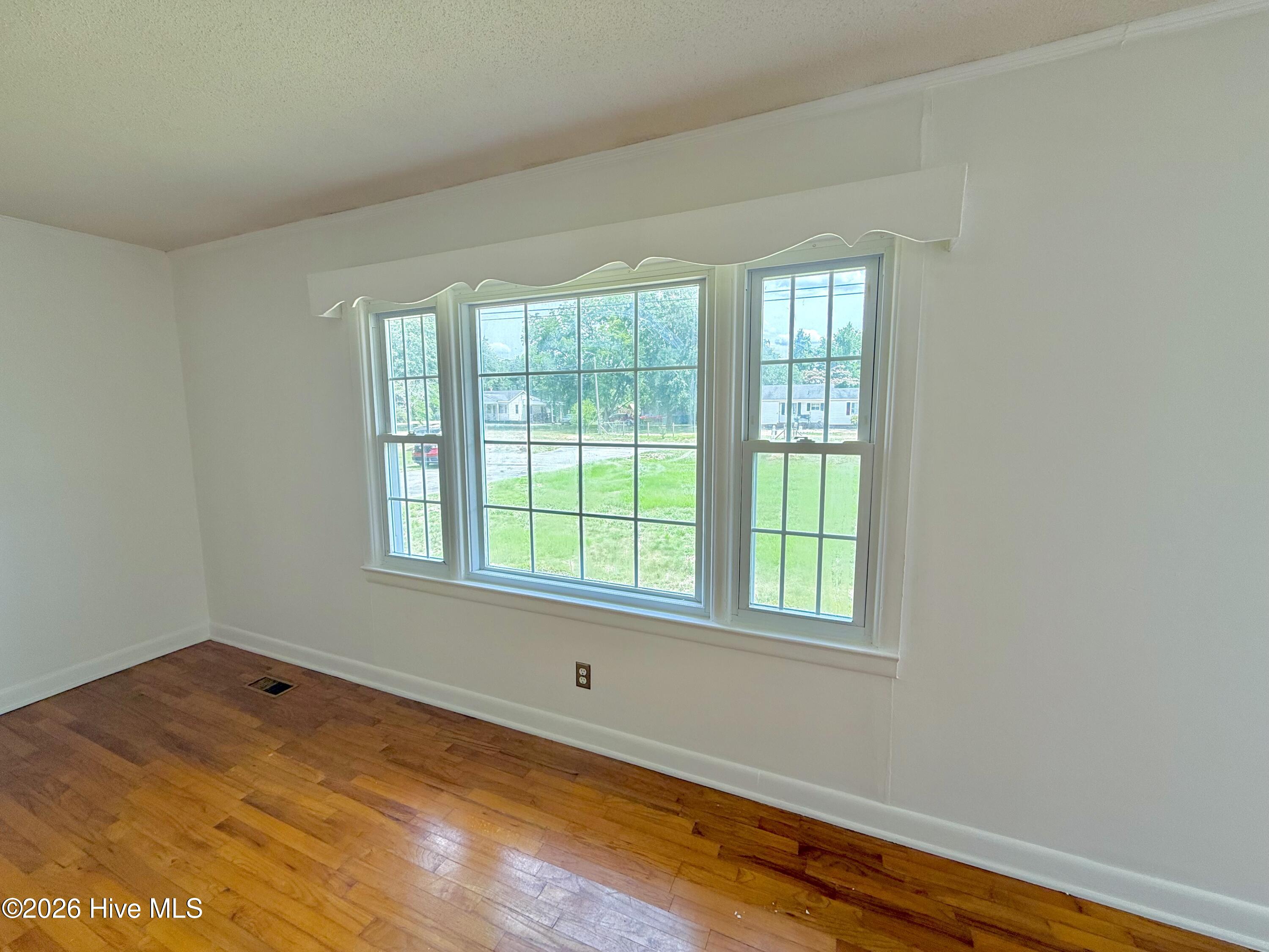 Living room with it's gorgeous floors.