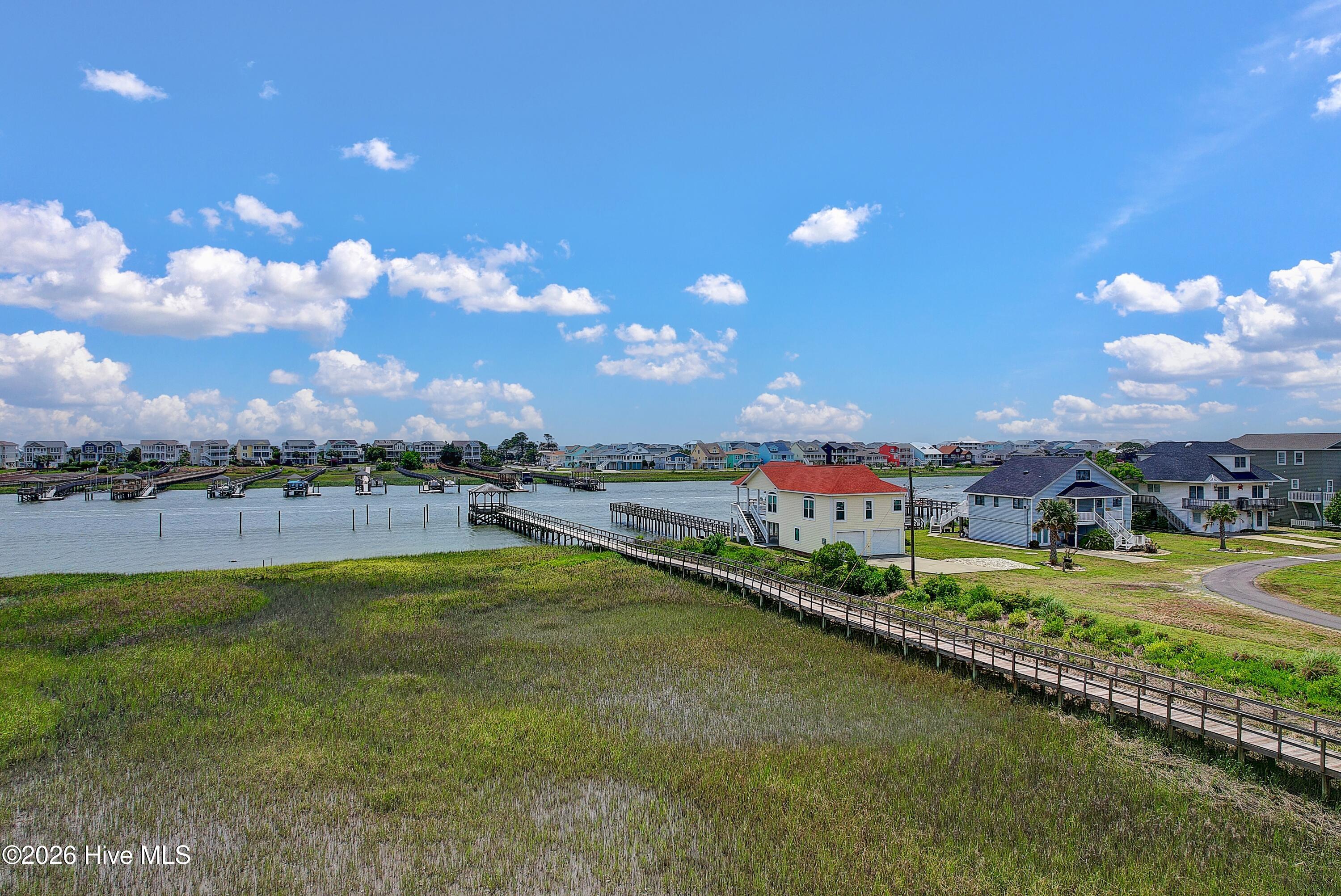 100565017 | Photo 85