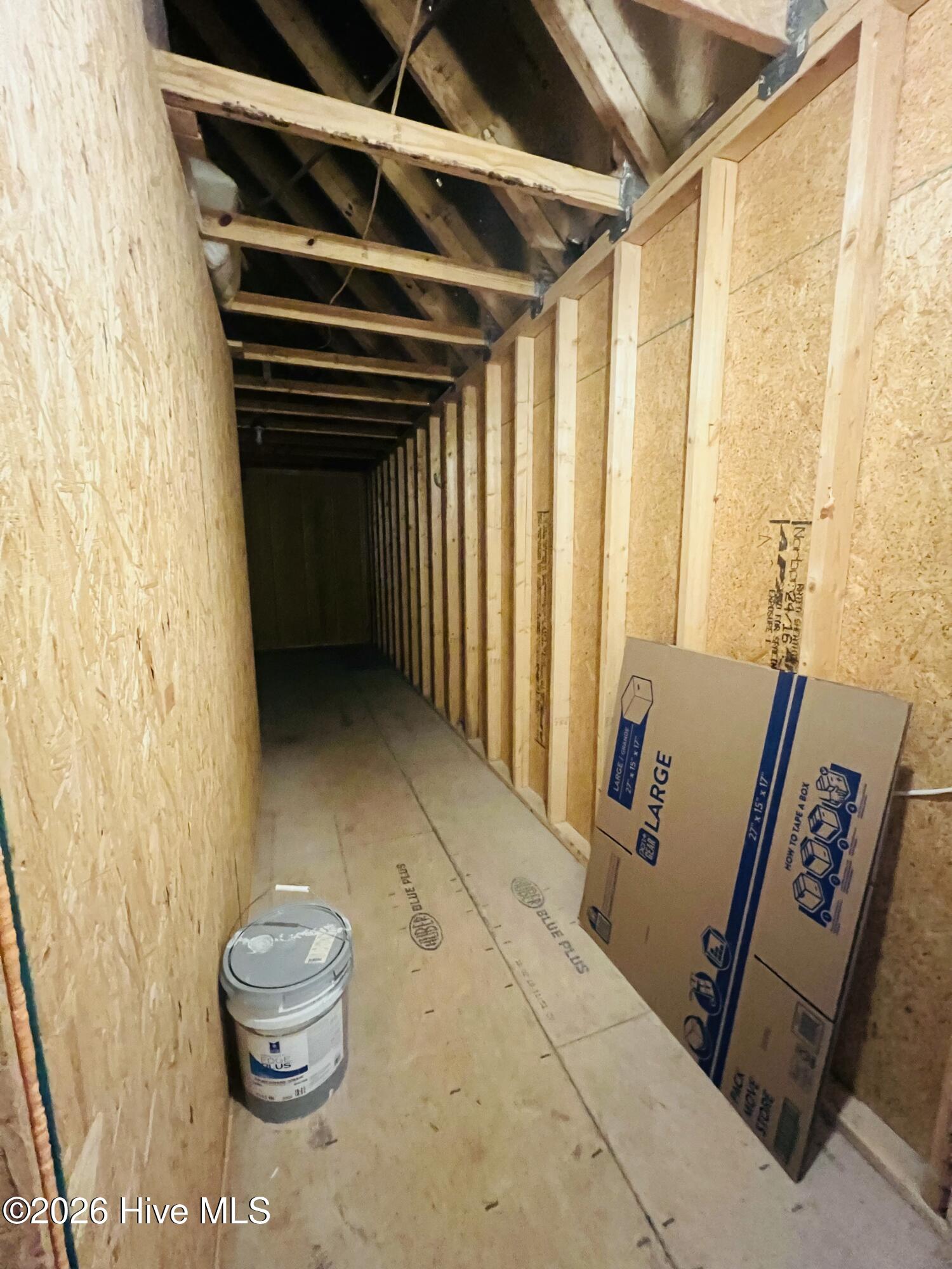 100559549 | Photo 27