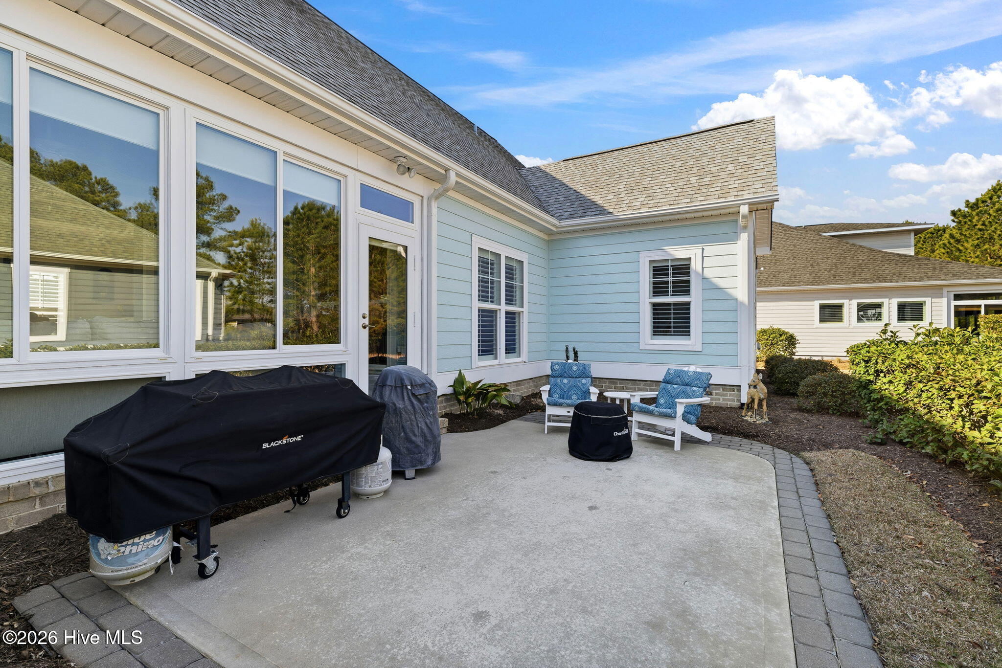 100554353 | Photo 51