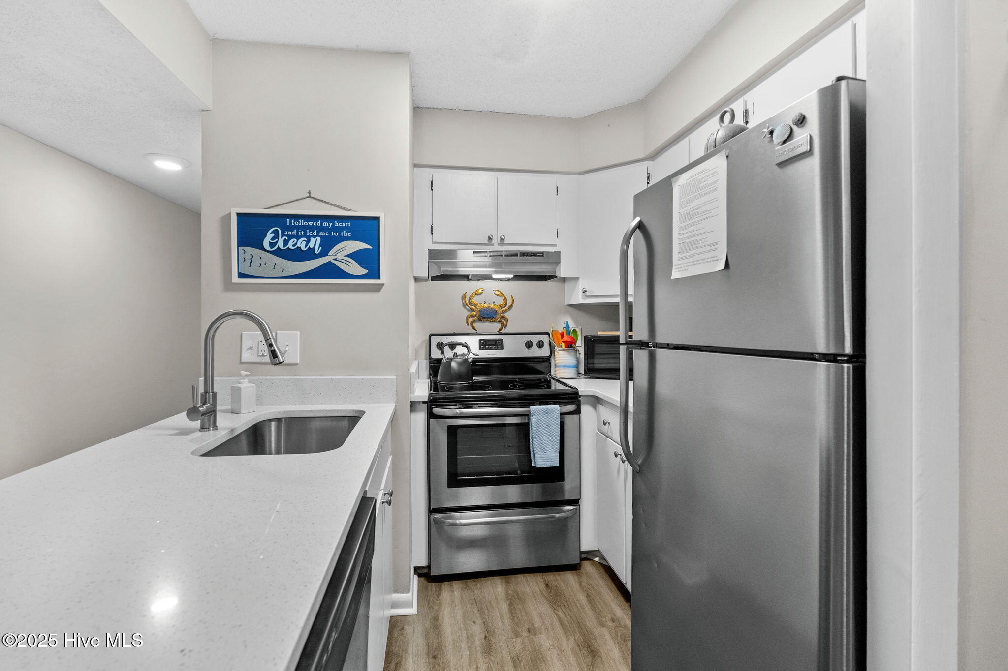 100543246 | Photo 11