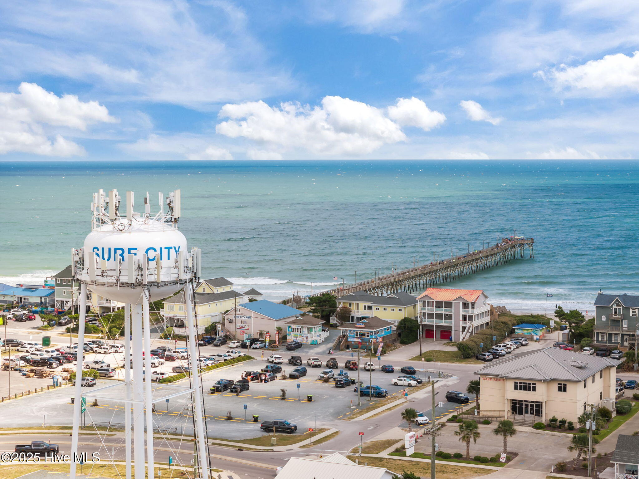 100532094 | Photo 36