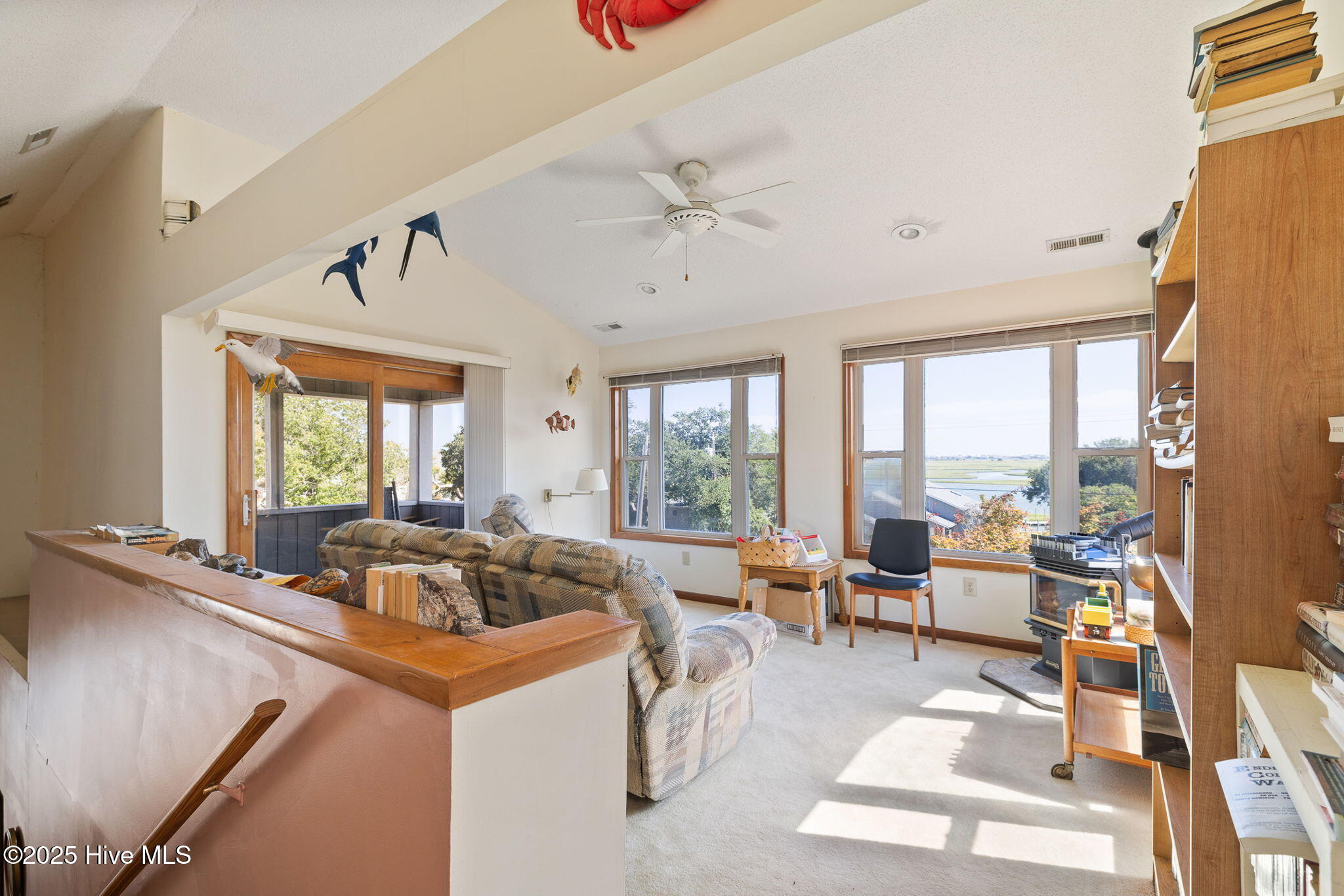 100531930 | Photo 28