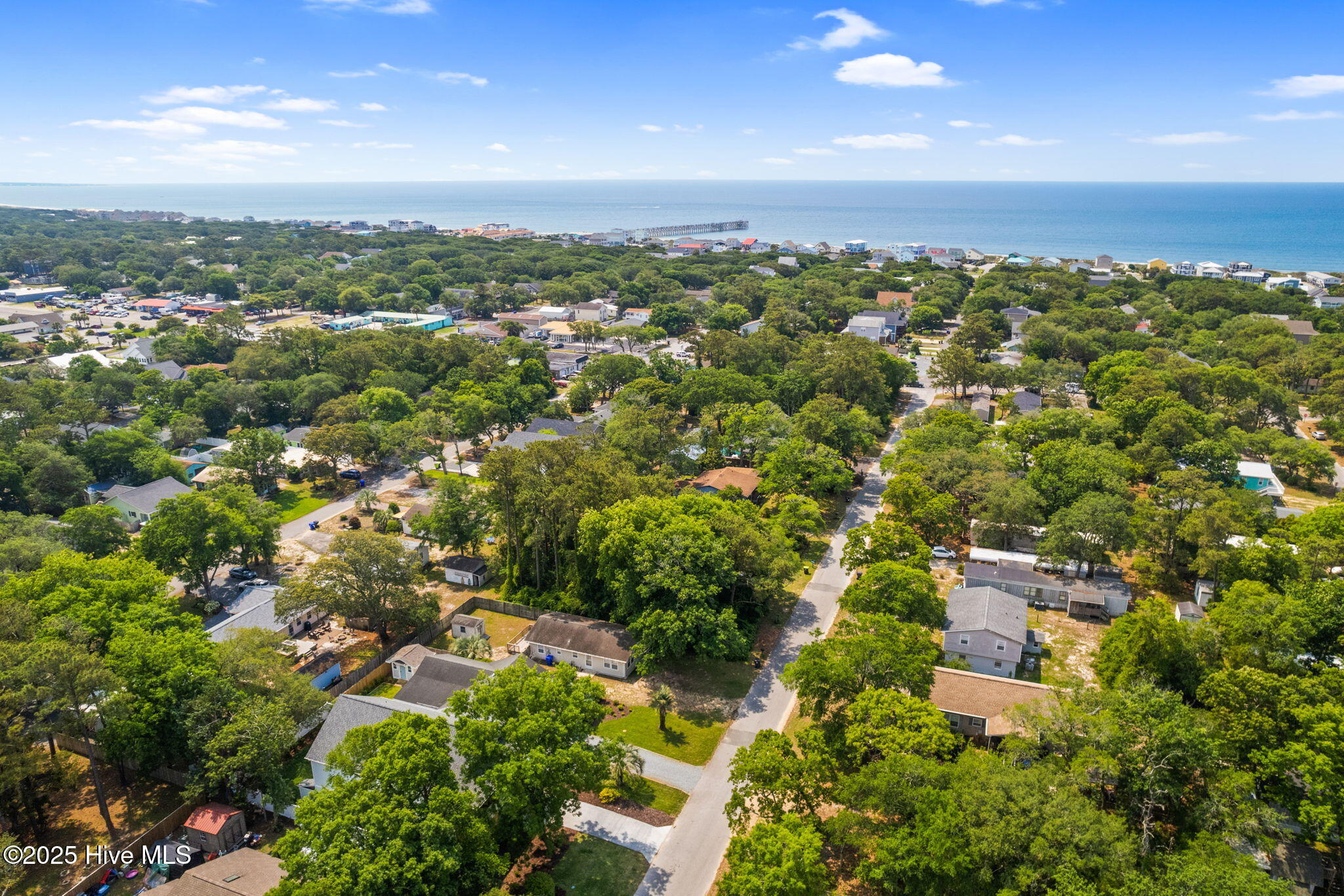 100492743 | Photo 46