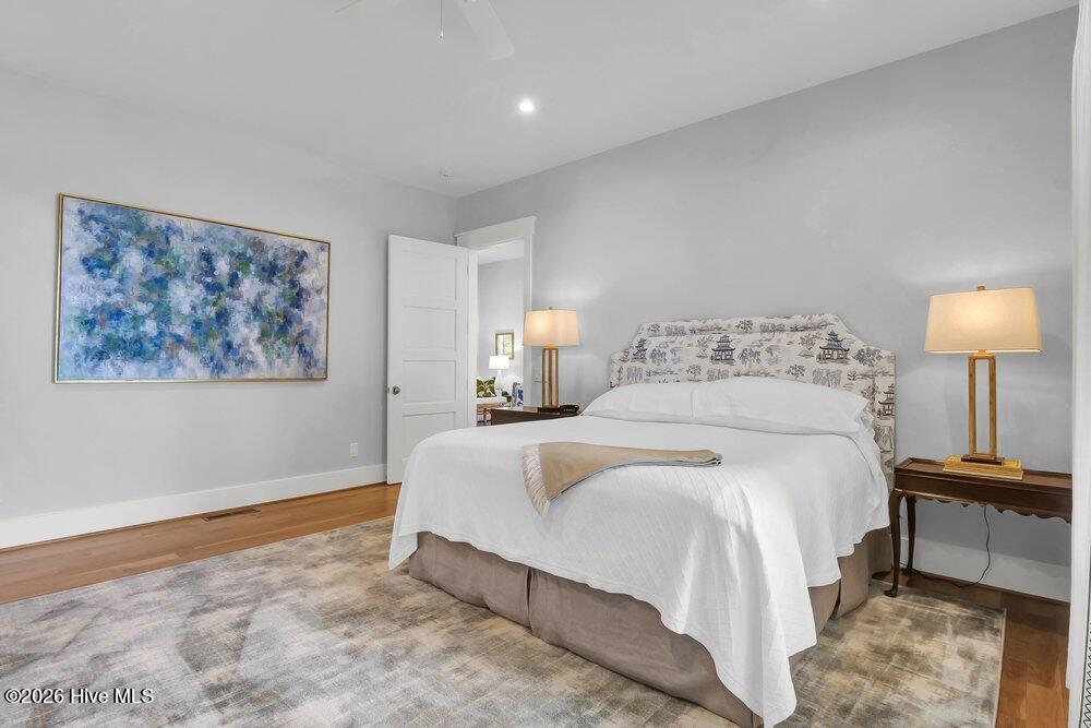 100552560 | Photo 21