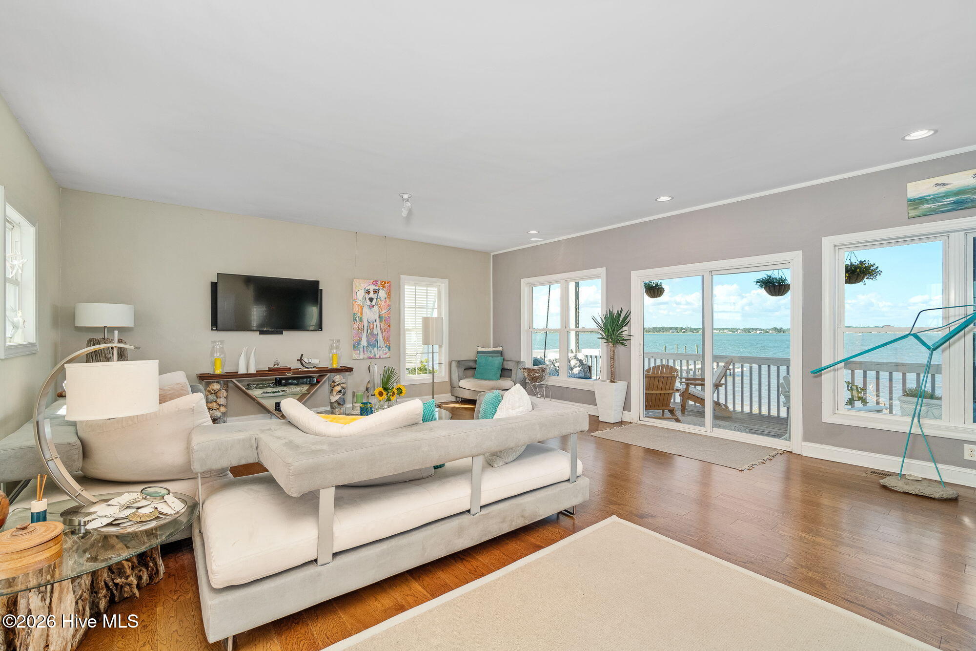 108 Swing Easy Lane, Harkers Island, NC, 28531