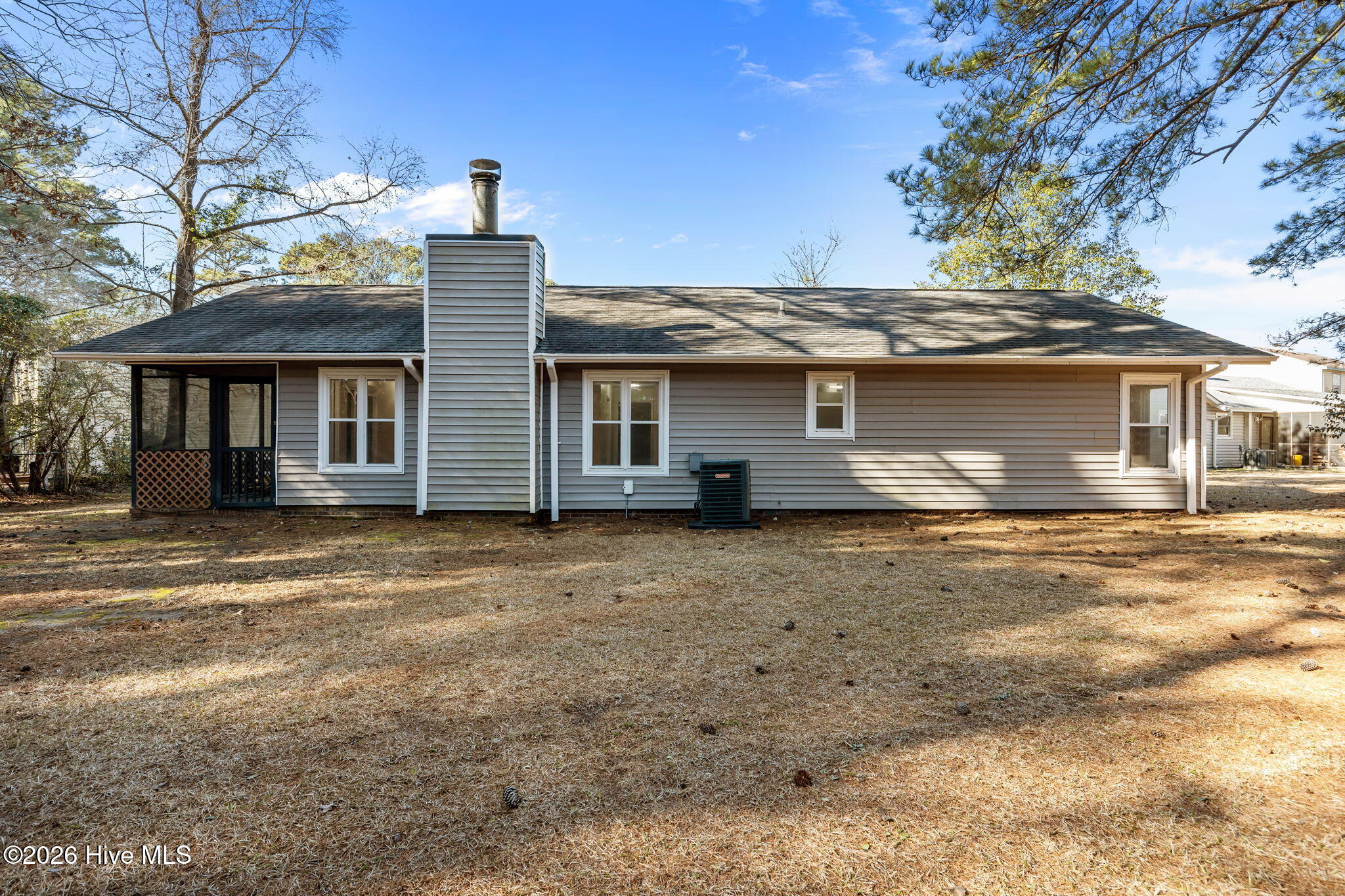 100554477 | Photo 18