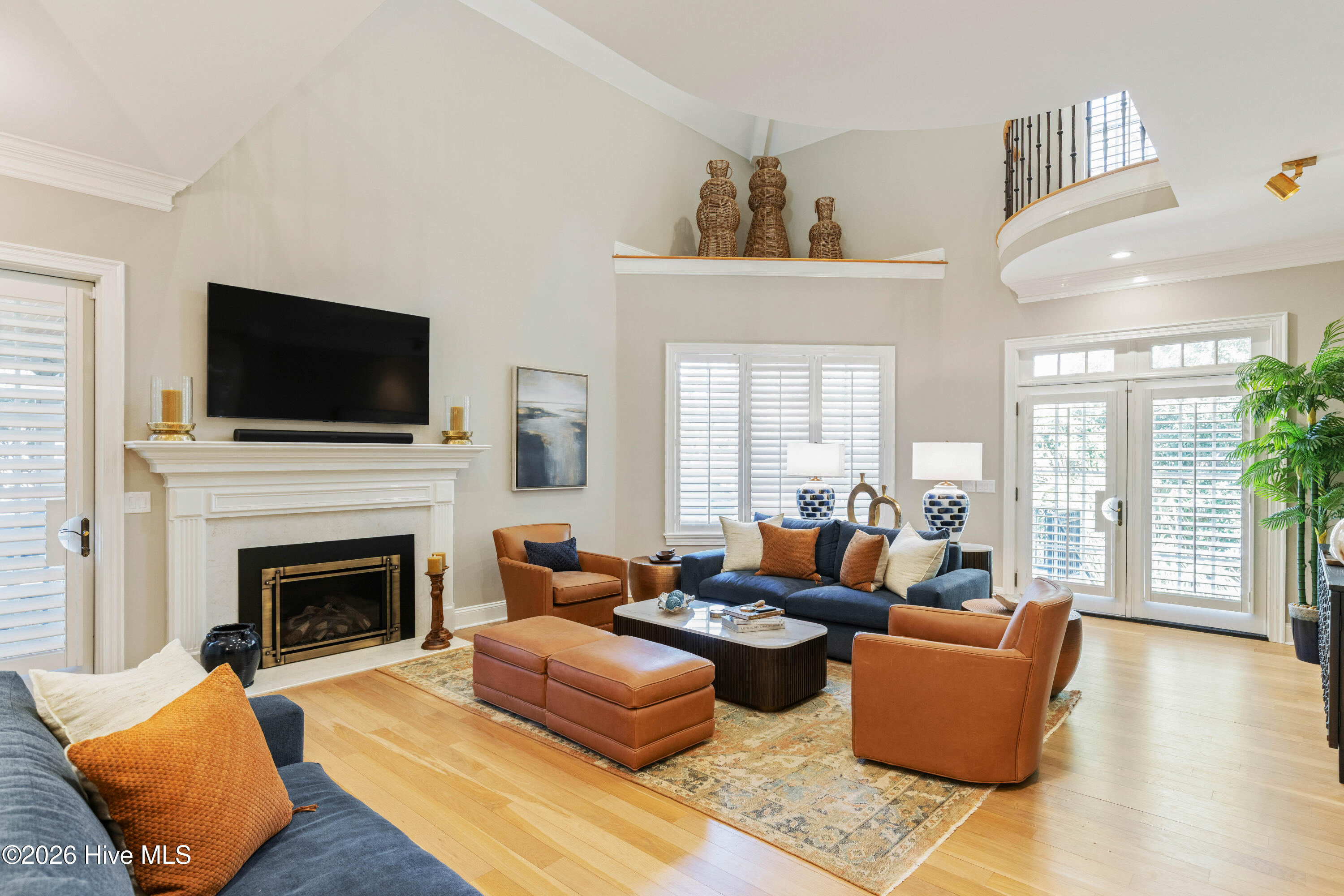 100555813 | Photo 18