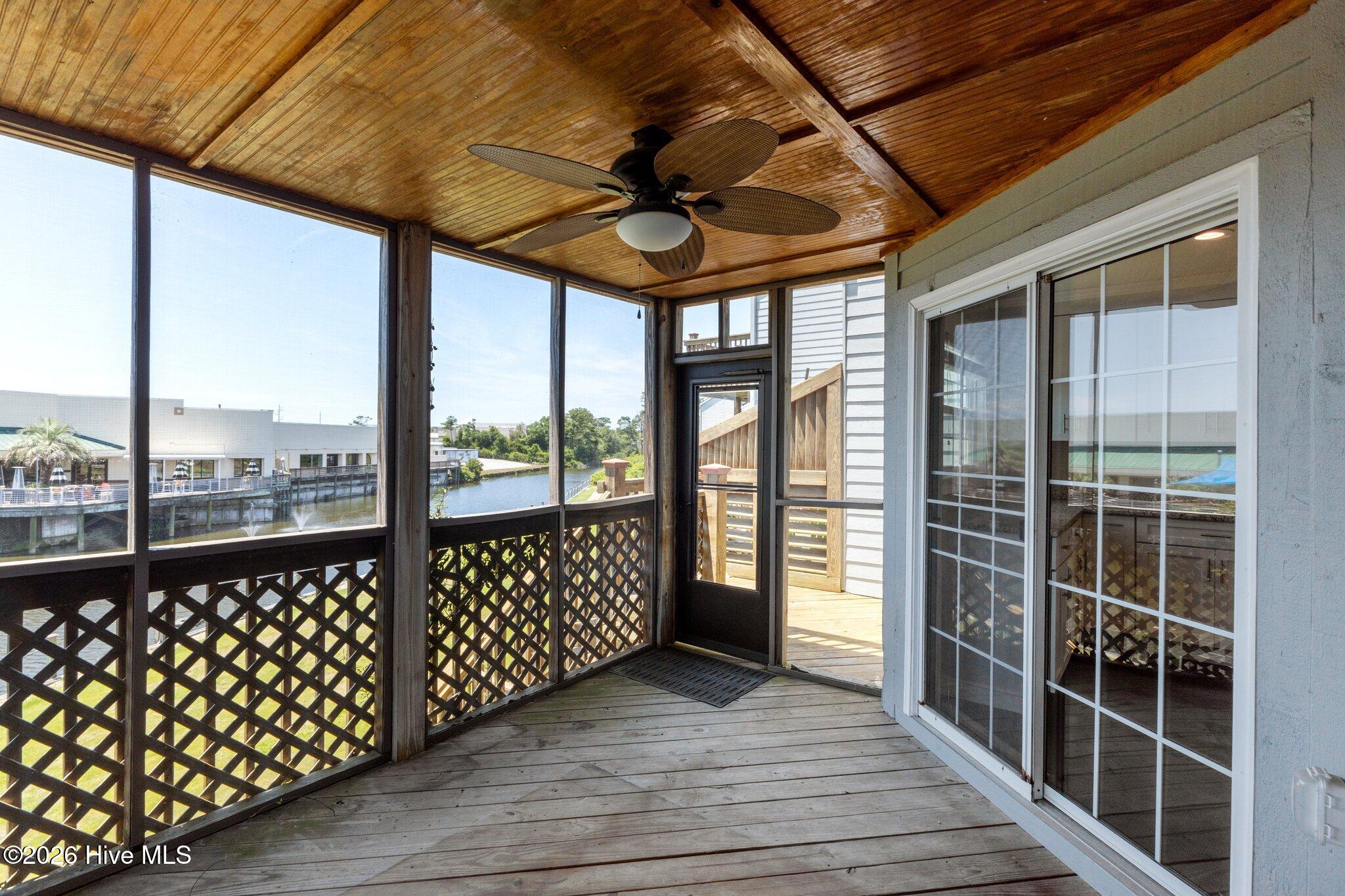 8711 Emerald Plantation Road 302,Emerald Isle