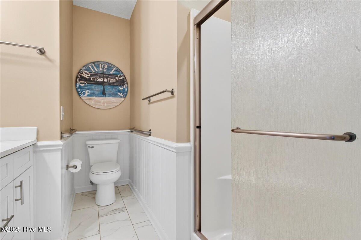 100543410 | Photo 53