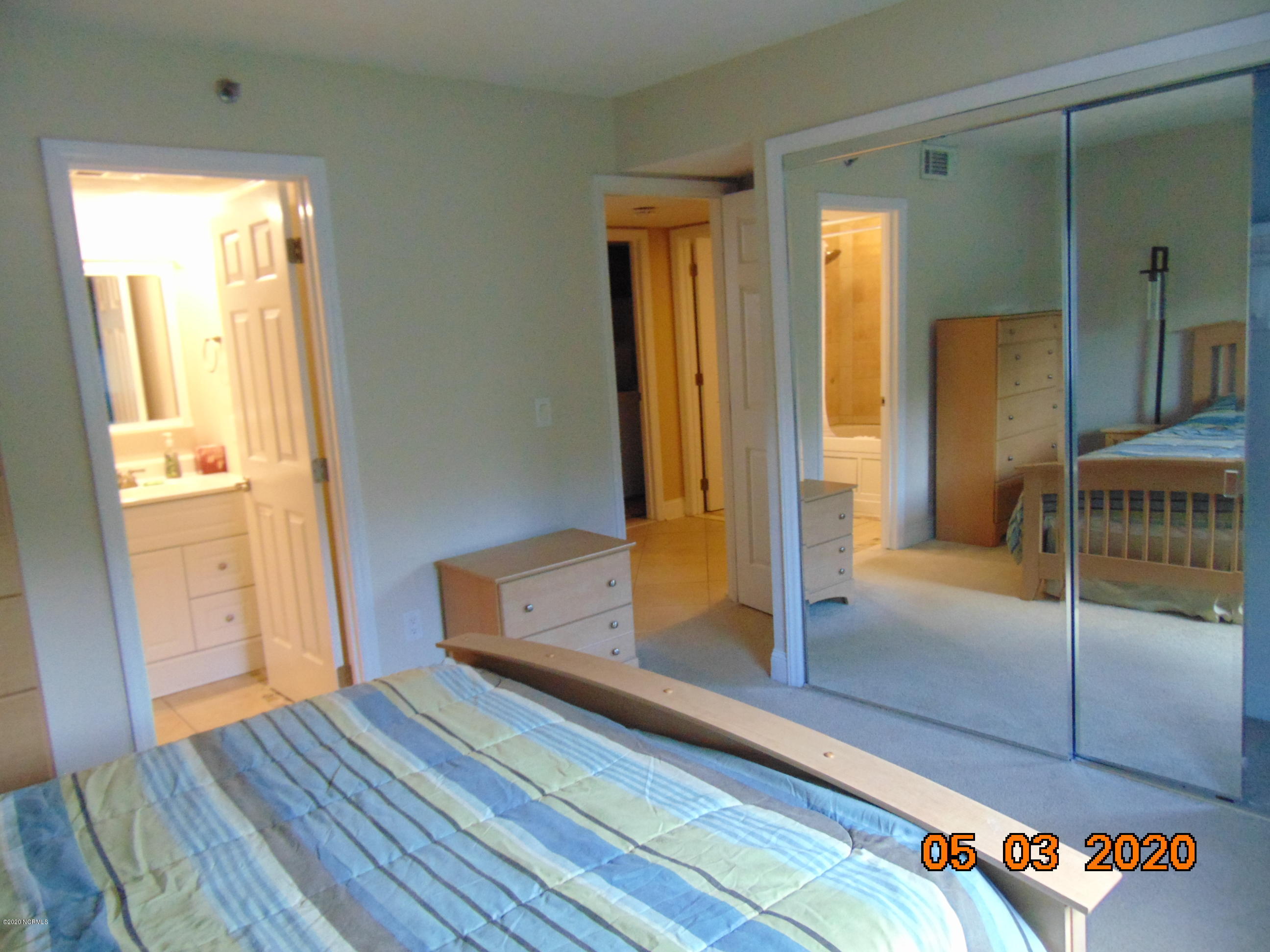 100542950 | Photo 14