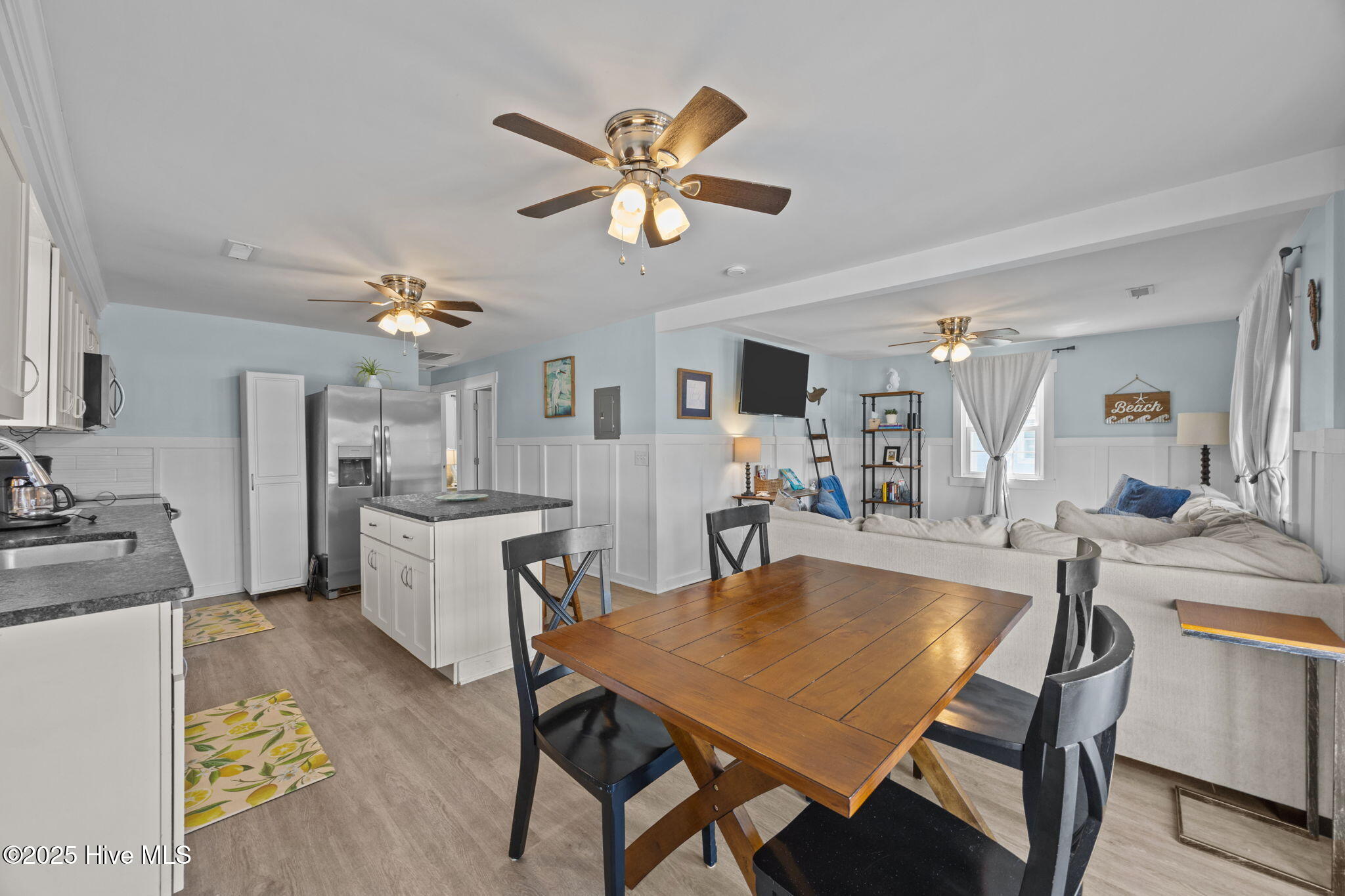 100532848 | Photo 17