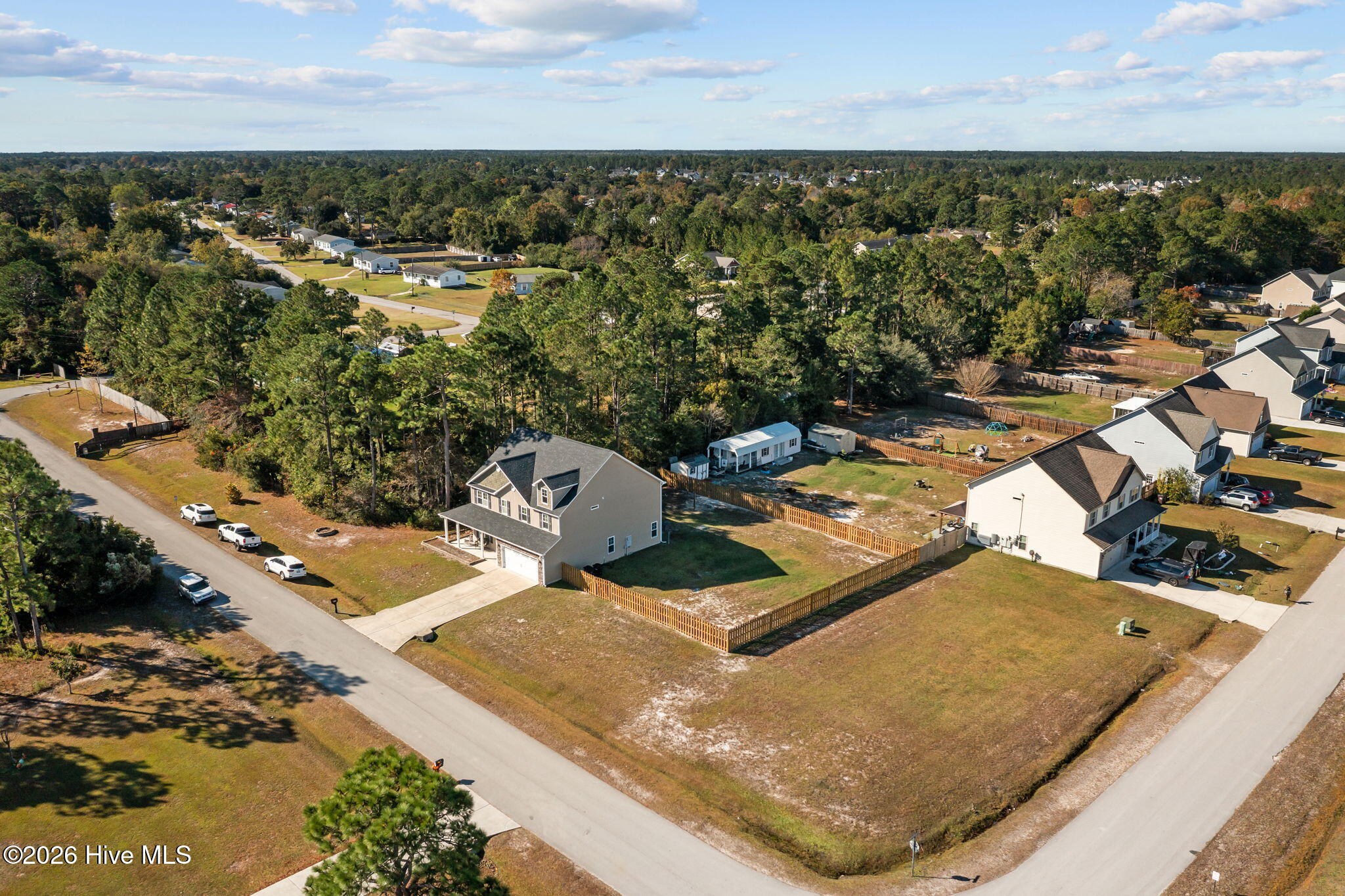 100549949 | Photo 51