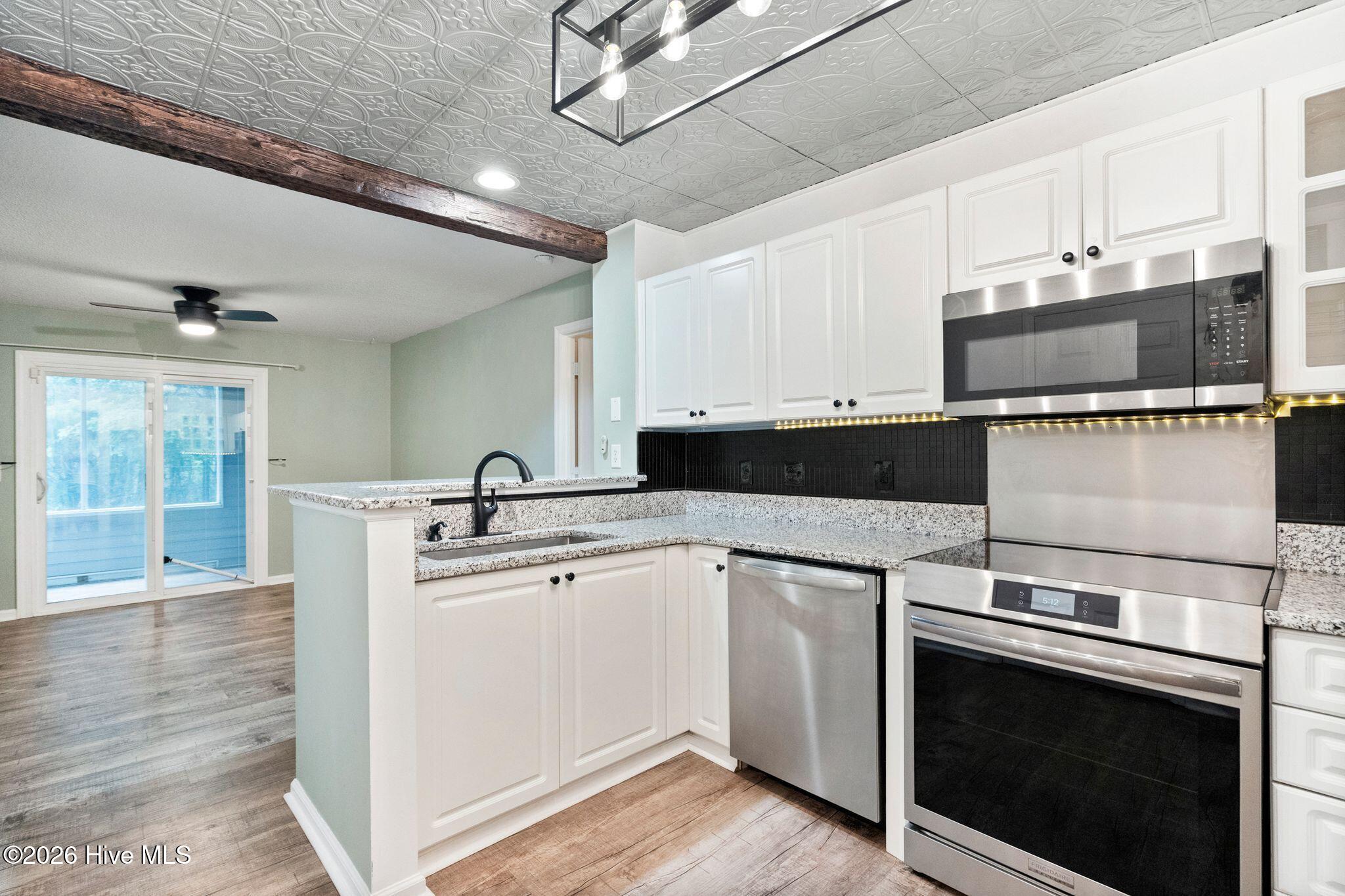 4108 Breezewood Drive Apt 101, Wilmington, NC 28412 – photo 16