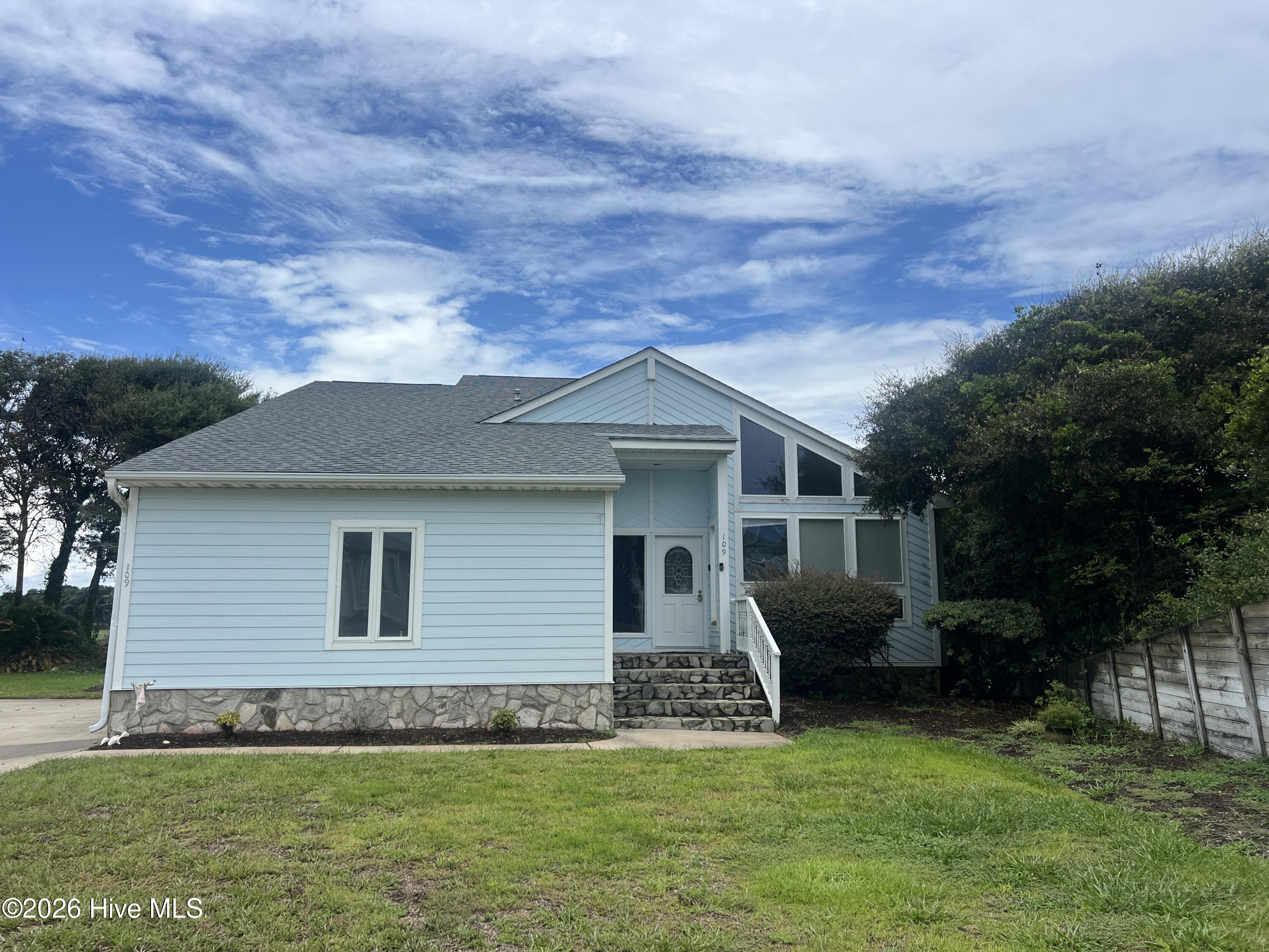 109 Oakleaf Drive,Pine Knoll Shores