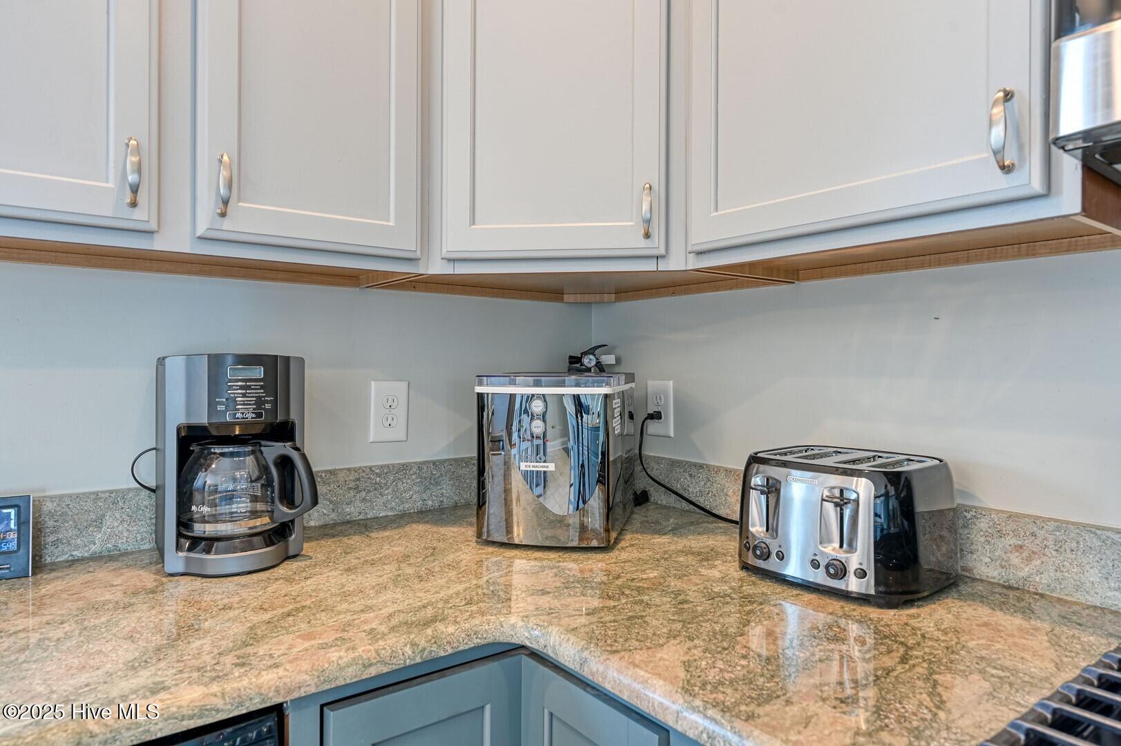 100496177 | Photo 67