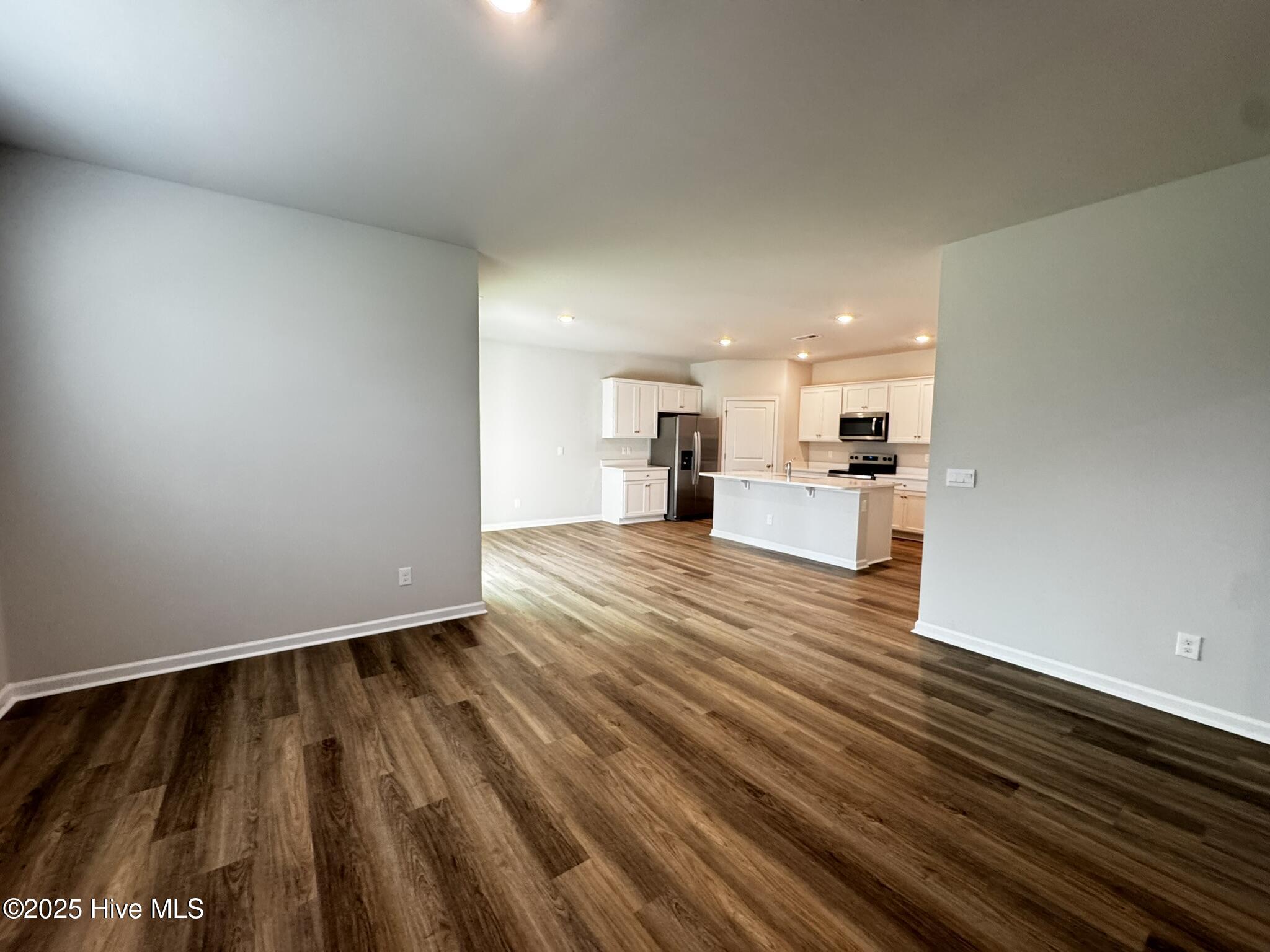 100565961 | Photo 15