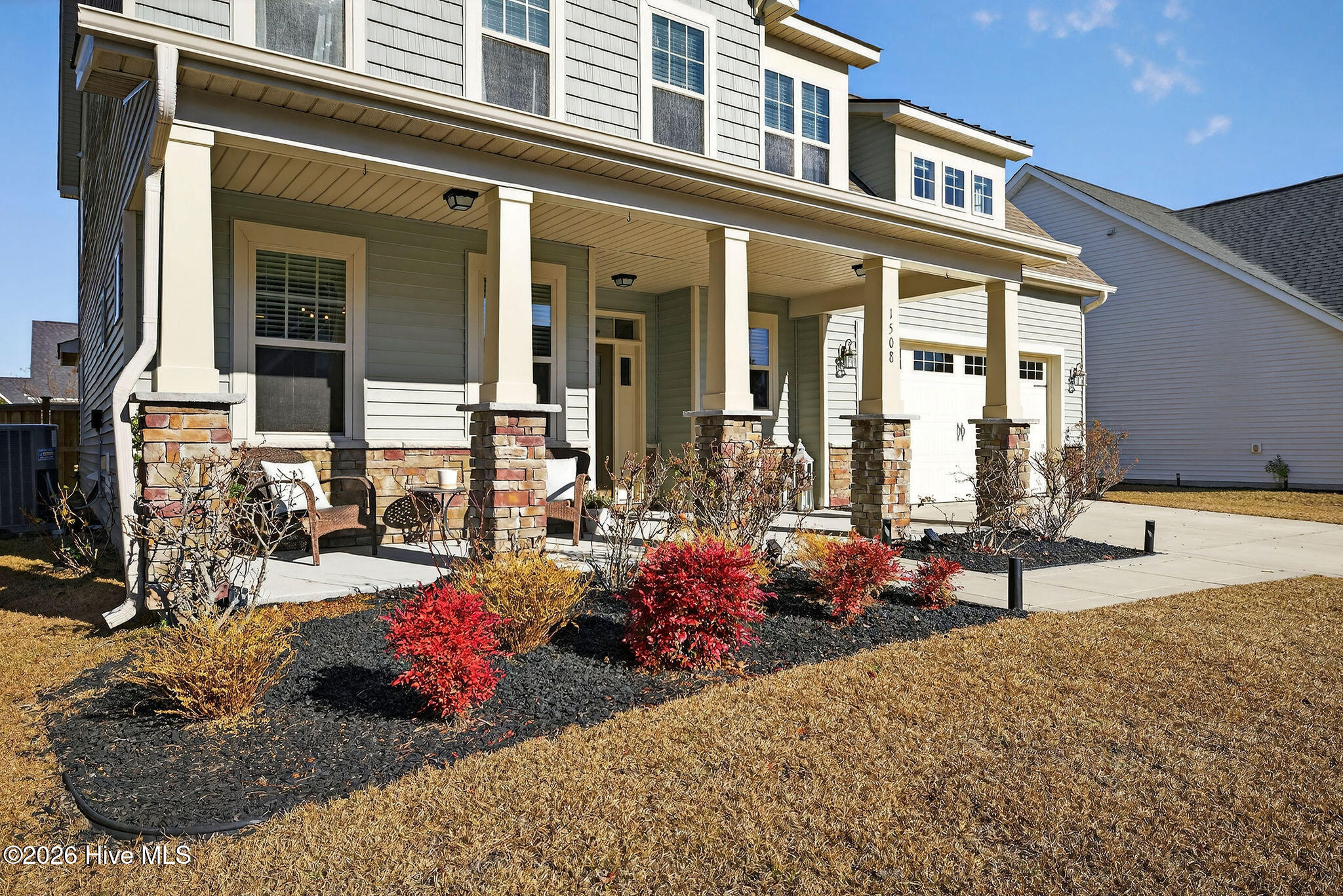 100552959 | Photo 51