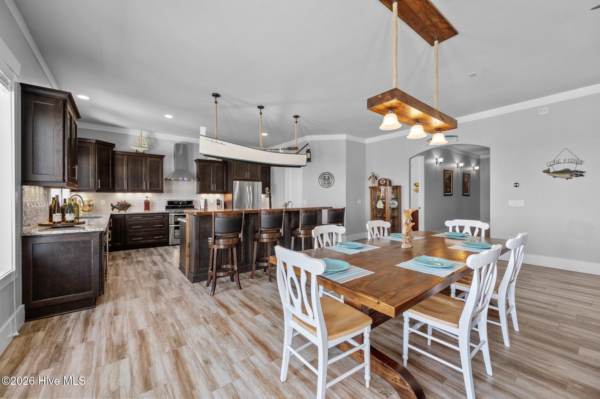 100549551 | Photo 16