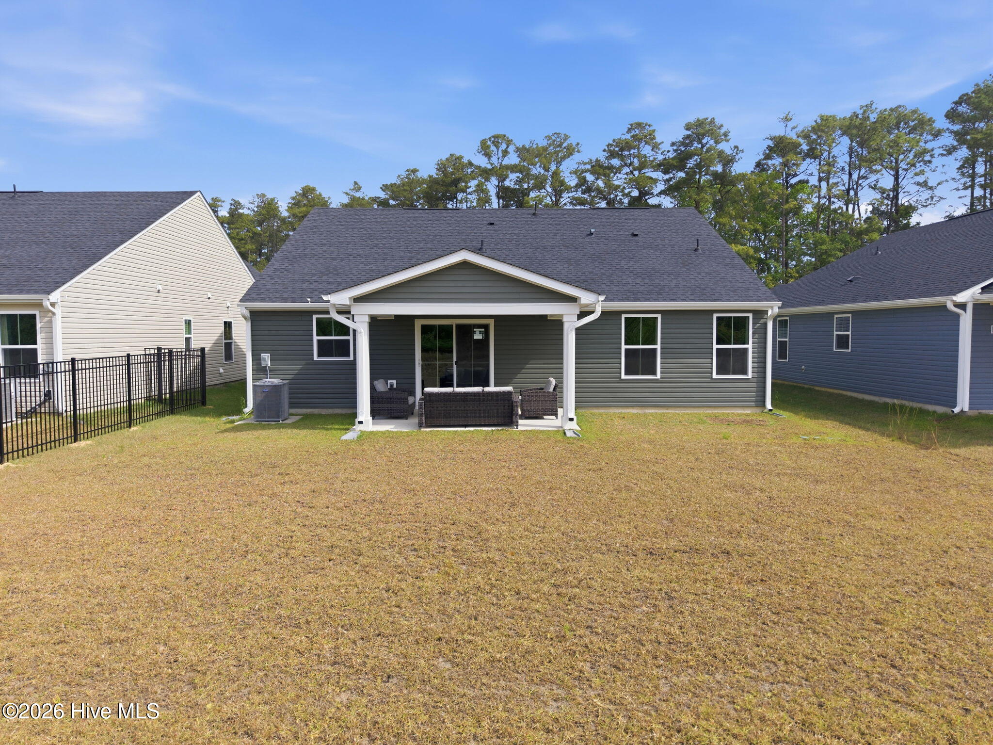 1123 Middle Crest Drive NE, Bolivia, NC, 28422
