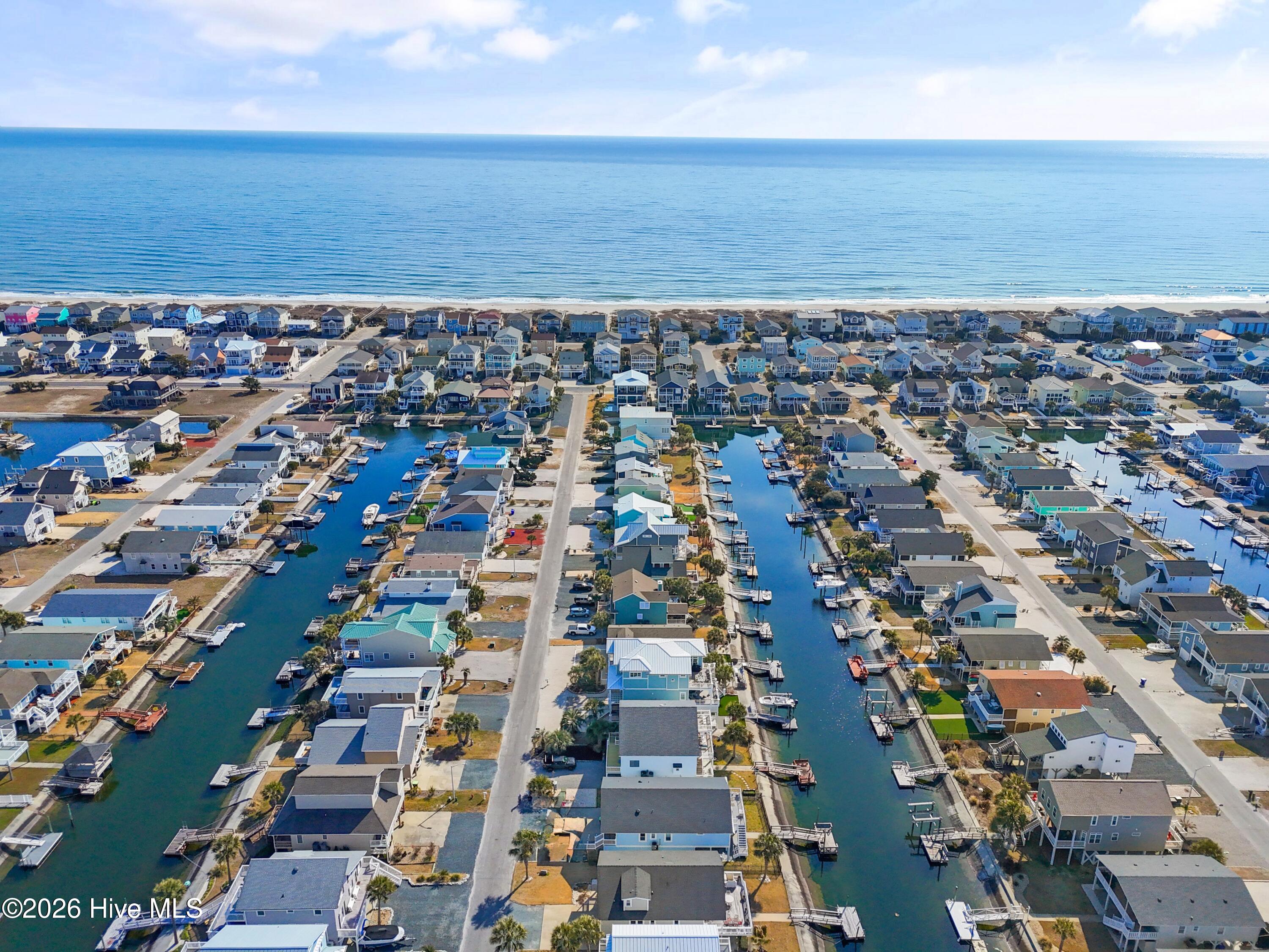 100553939 | Photo 72