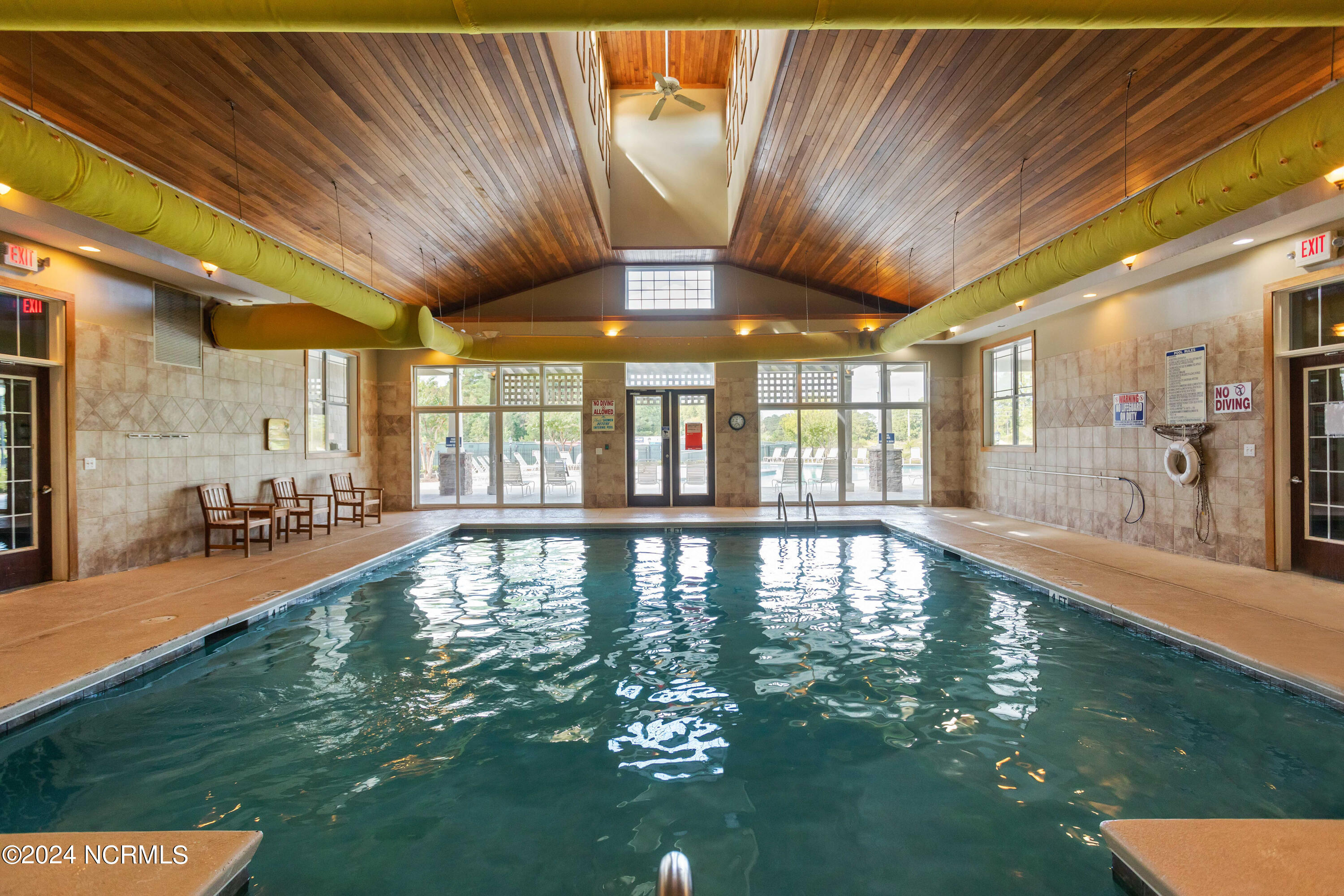 100521481 | Photo 30