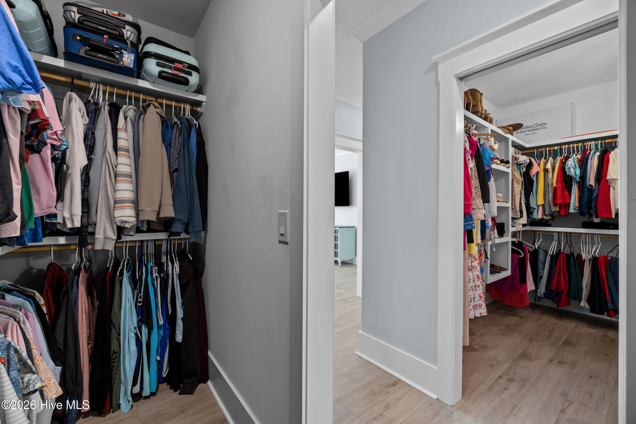 100555433 | Photo 45