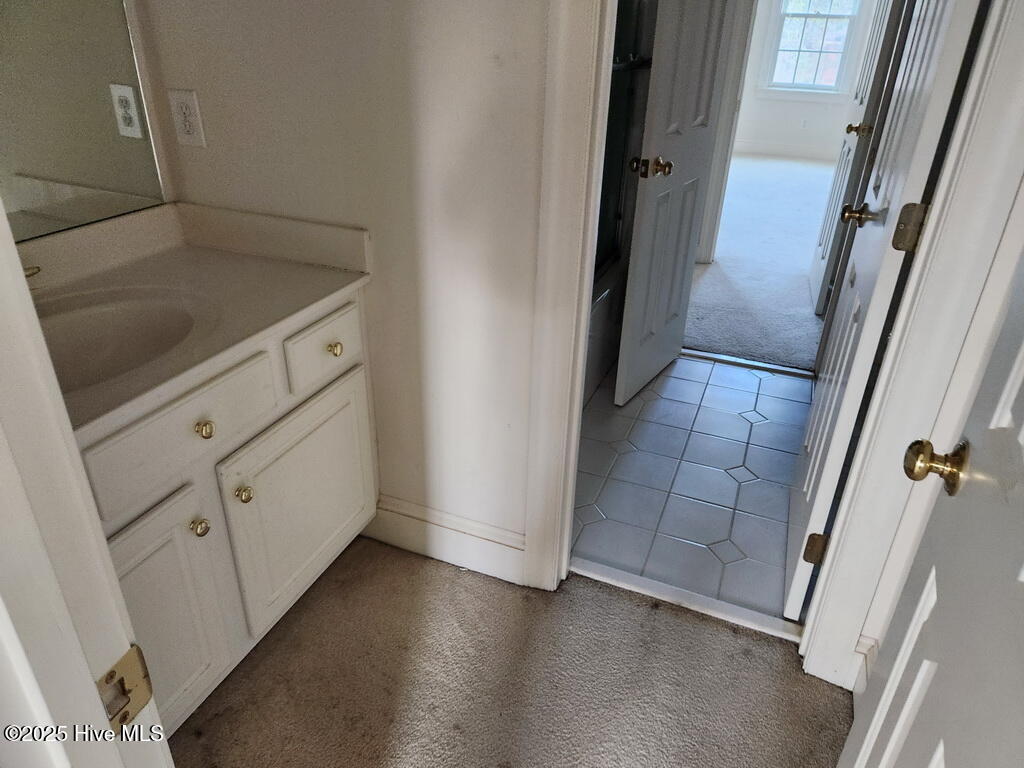 39 BATH 3 J&J