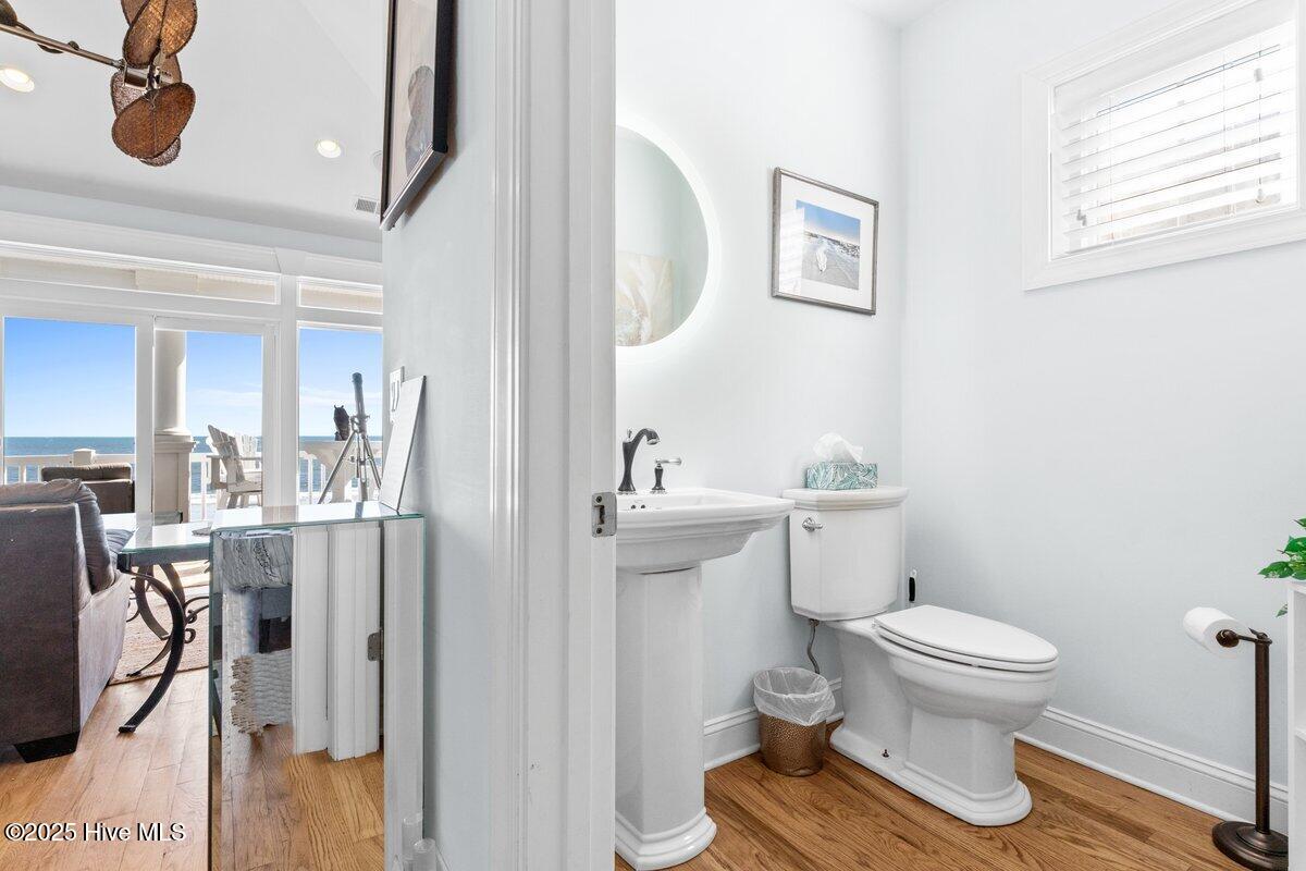 100538364 | Photo 74