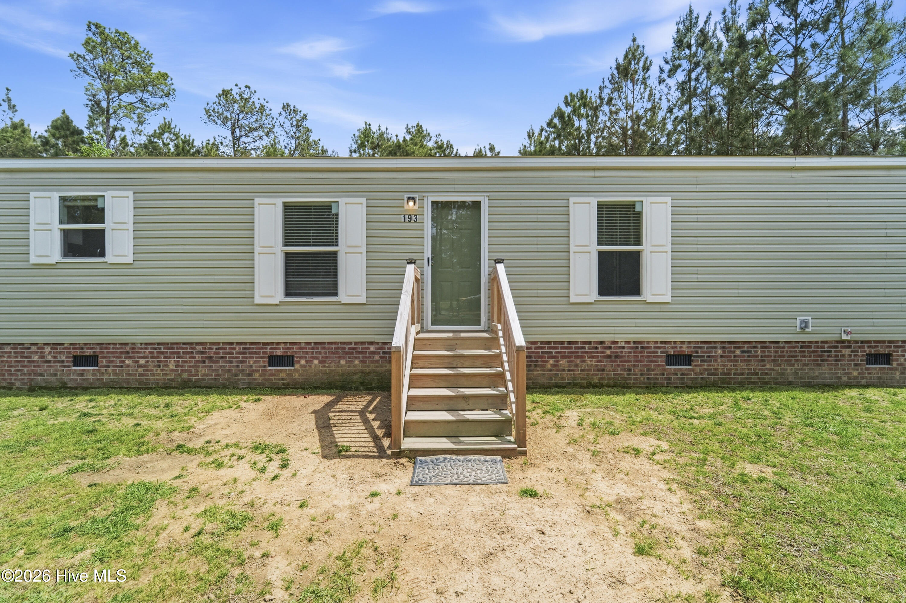 100566814 | Photo 17