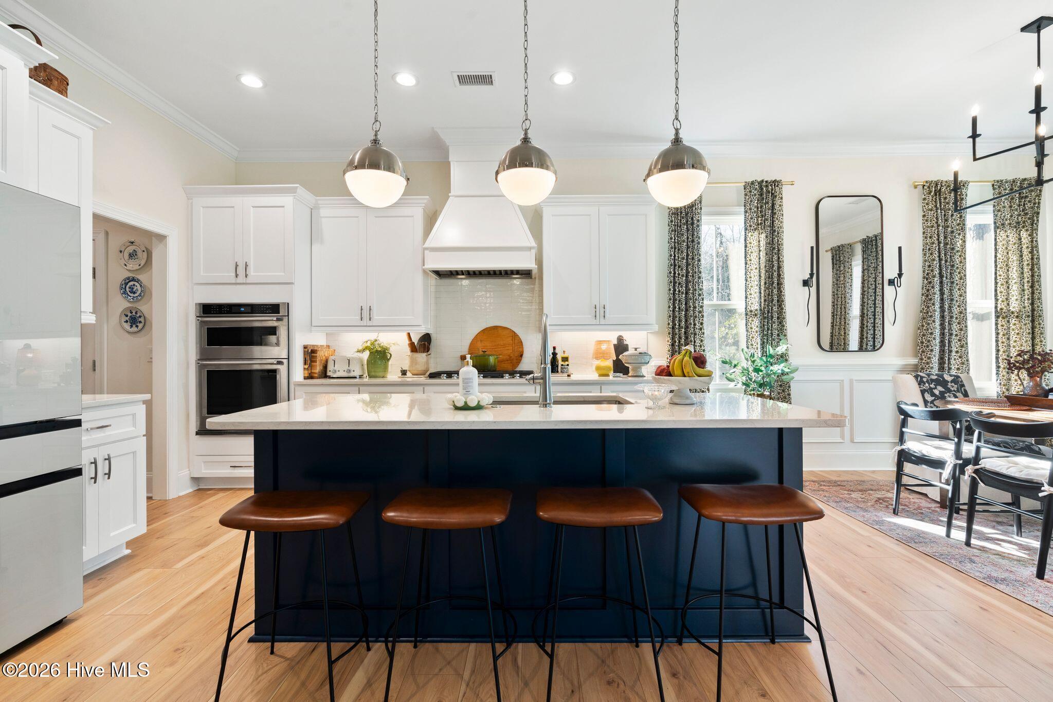 100551668 | Photo 28