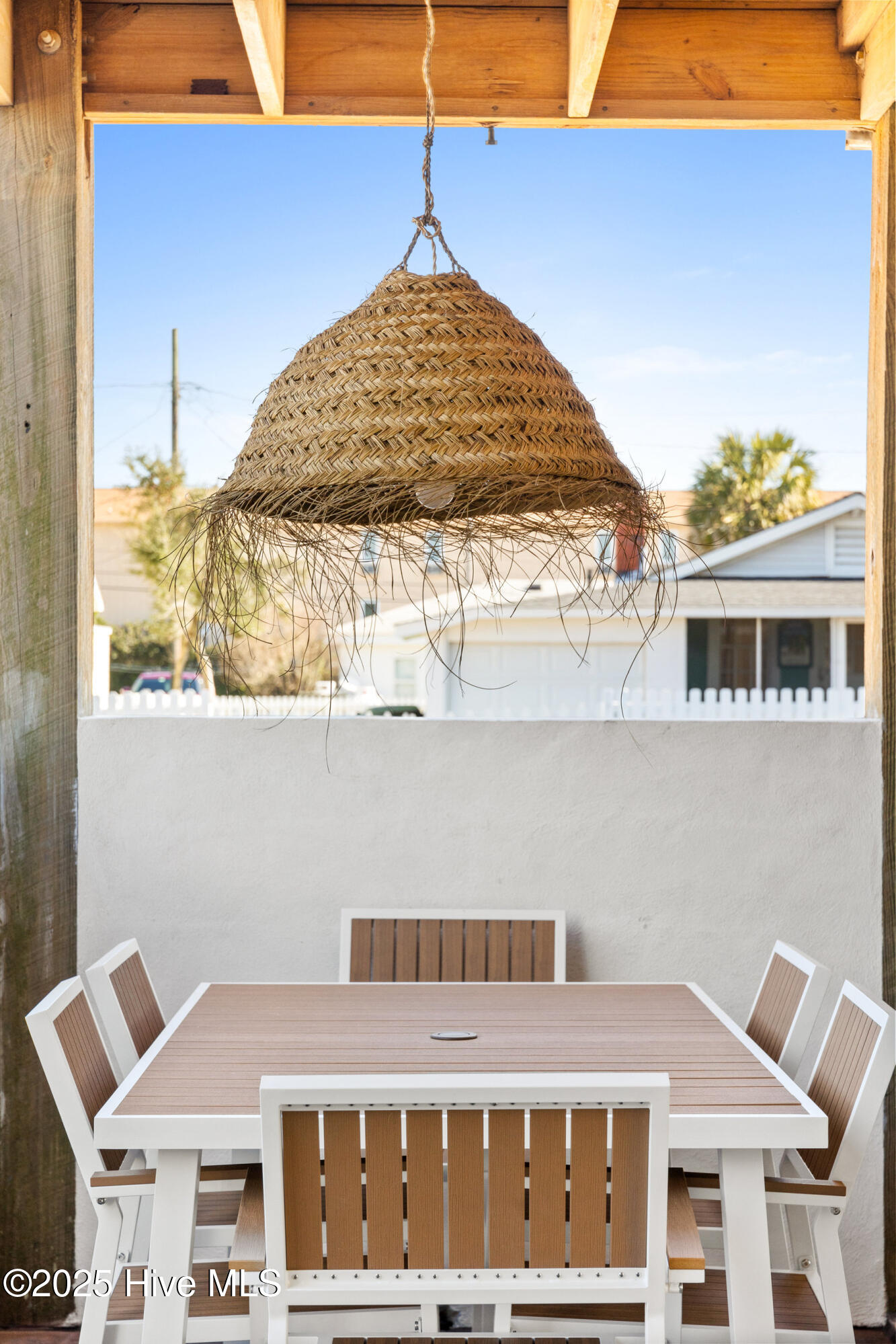 100540580 | Photo 71