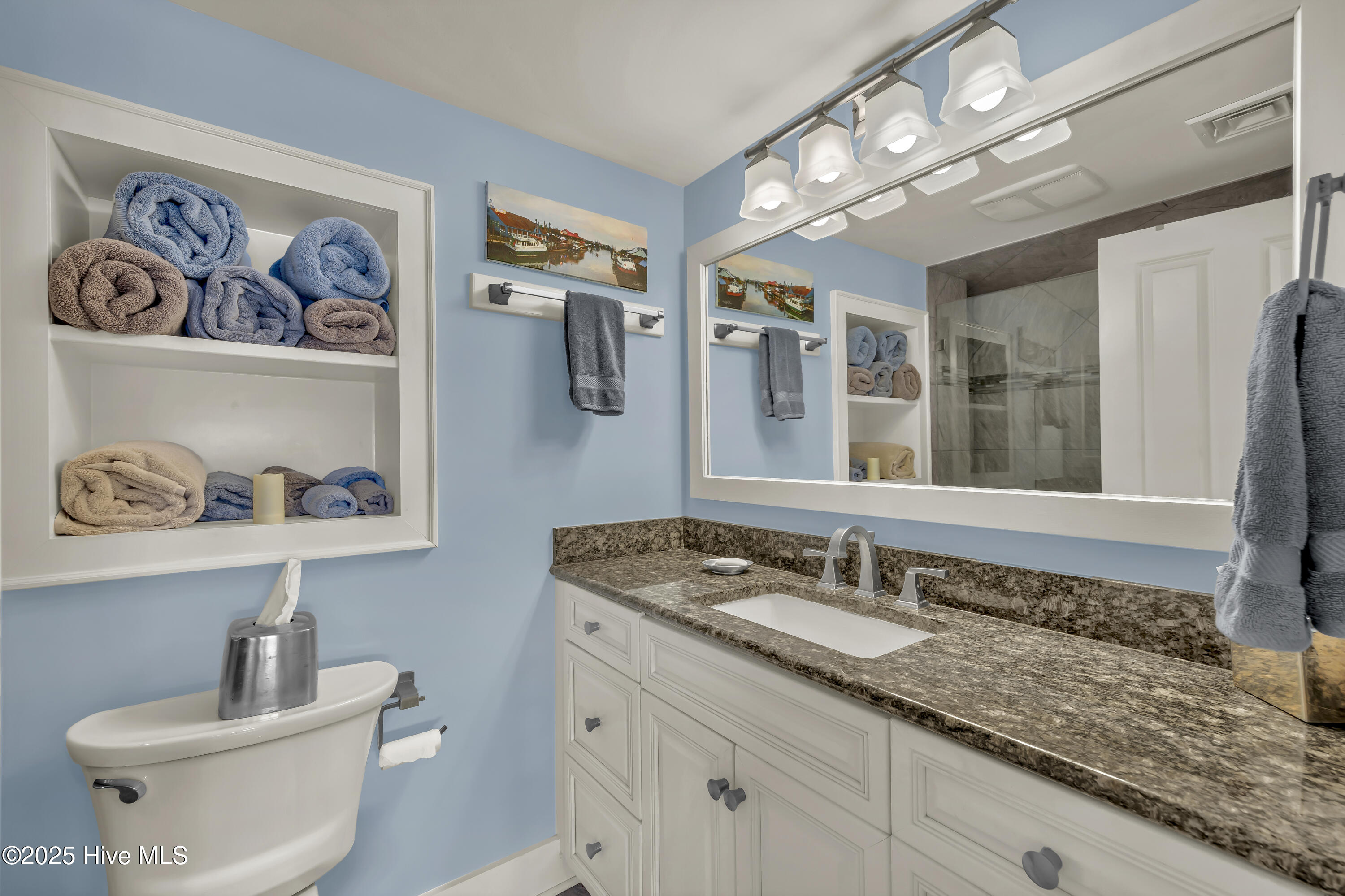 100549475 | Photo 41