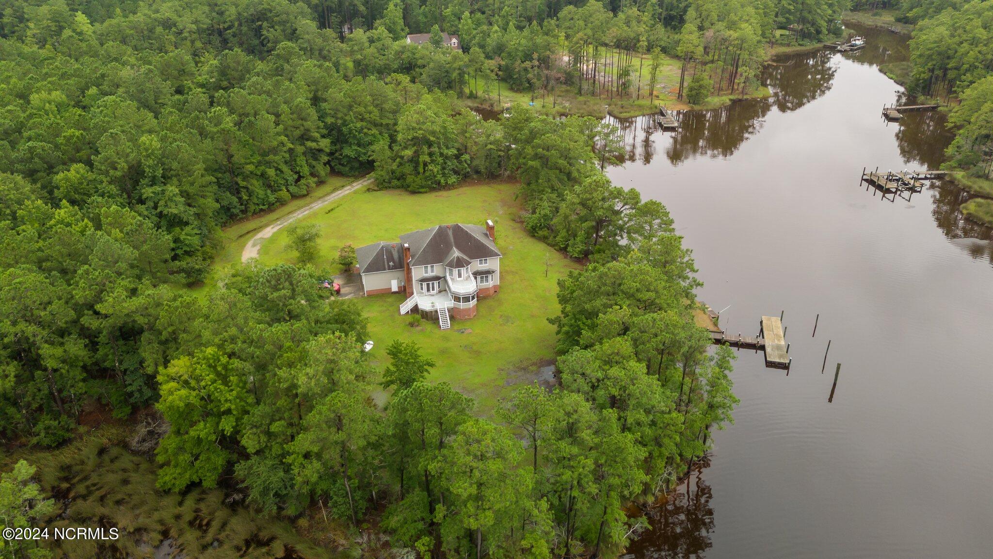 1039 Pasture Point Road,Merritt