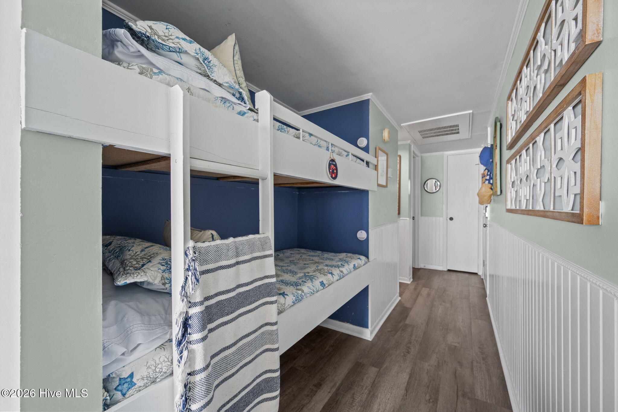 100559924 | Photo 17