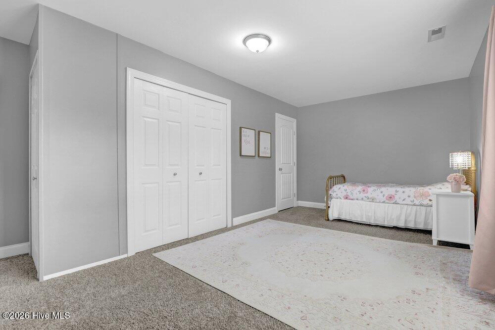 100565663 | Photo 31