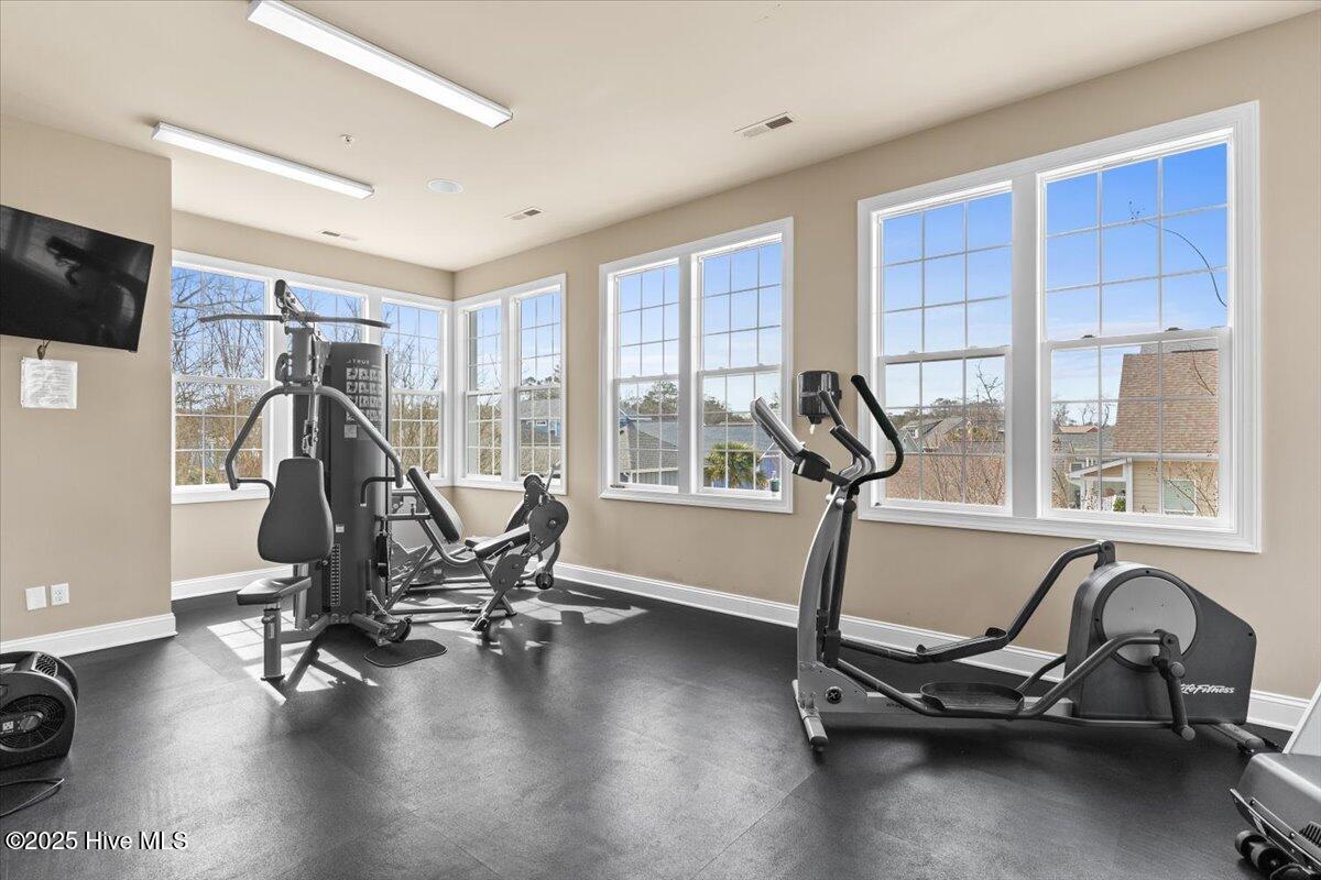 100504765 | Photo 67