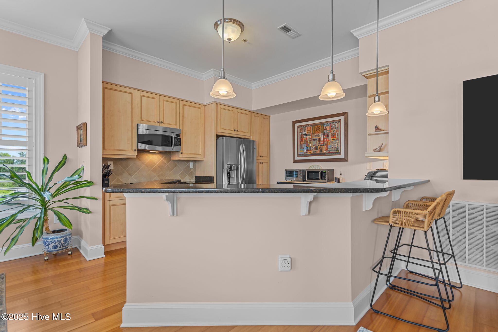 100525076 | Photo 22