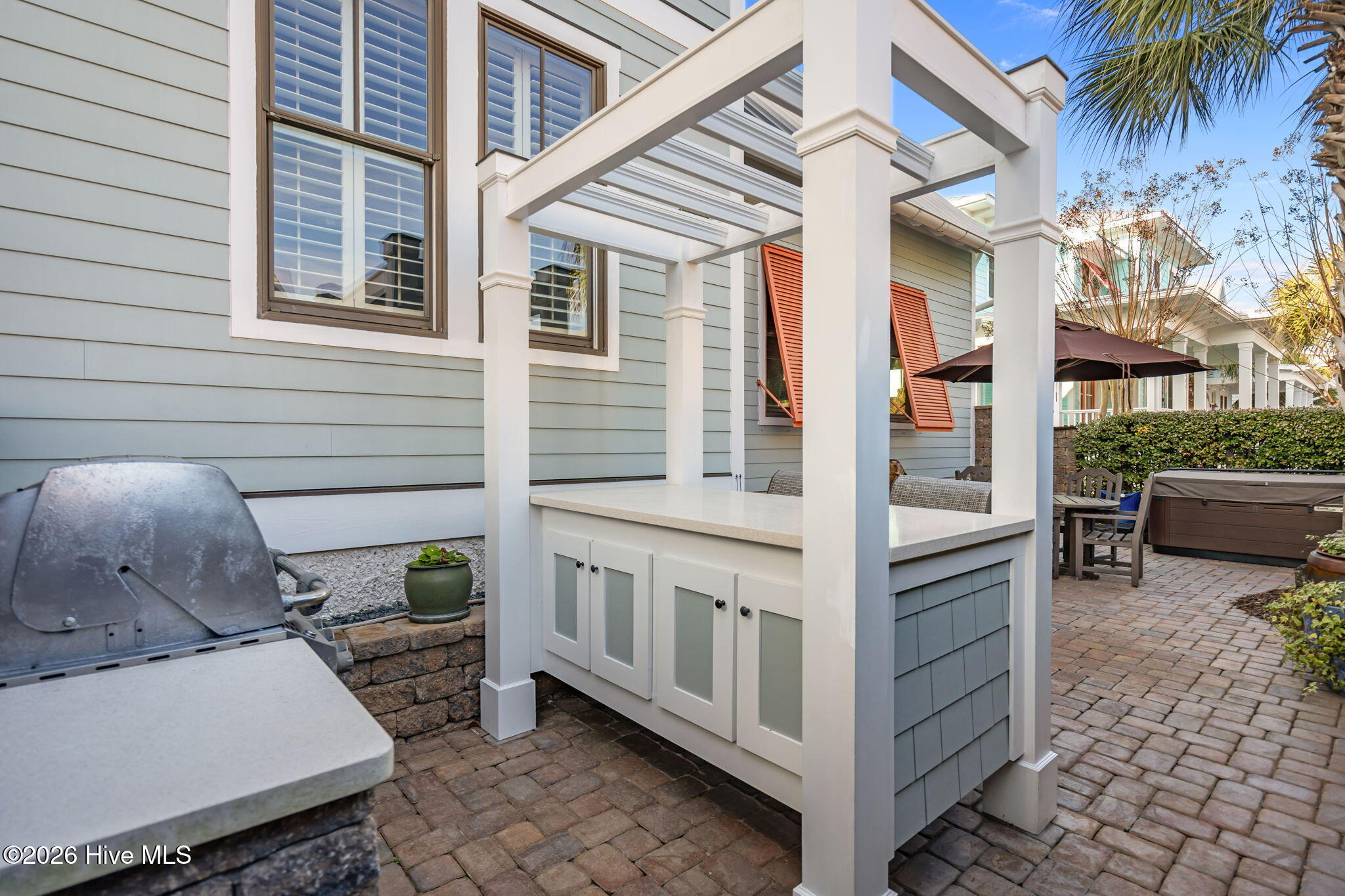 100551618 | Photo 86