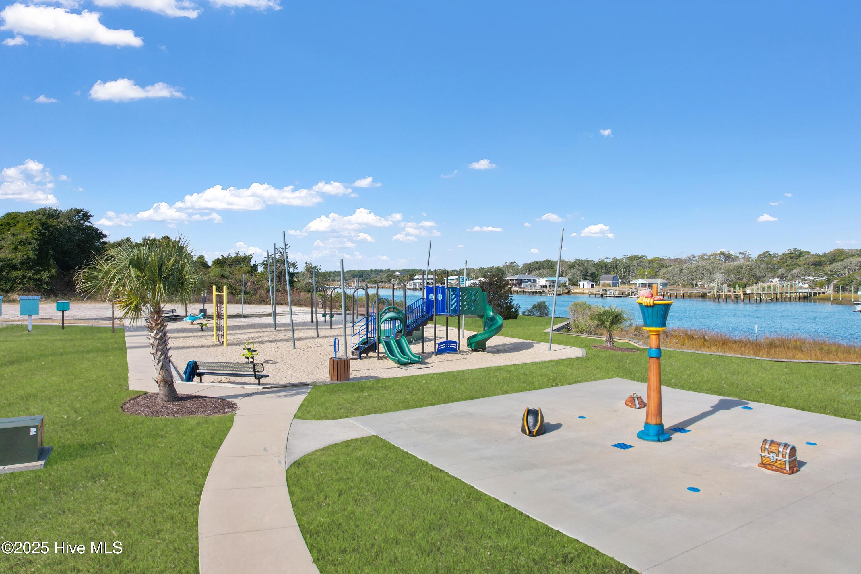 100541969 | Photo 121