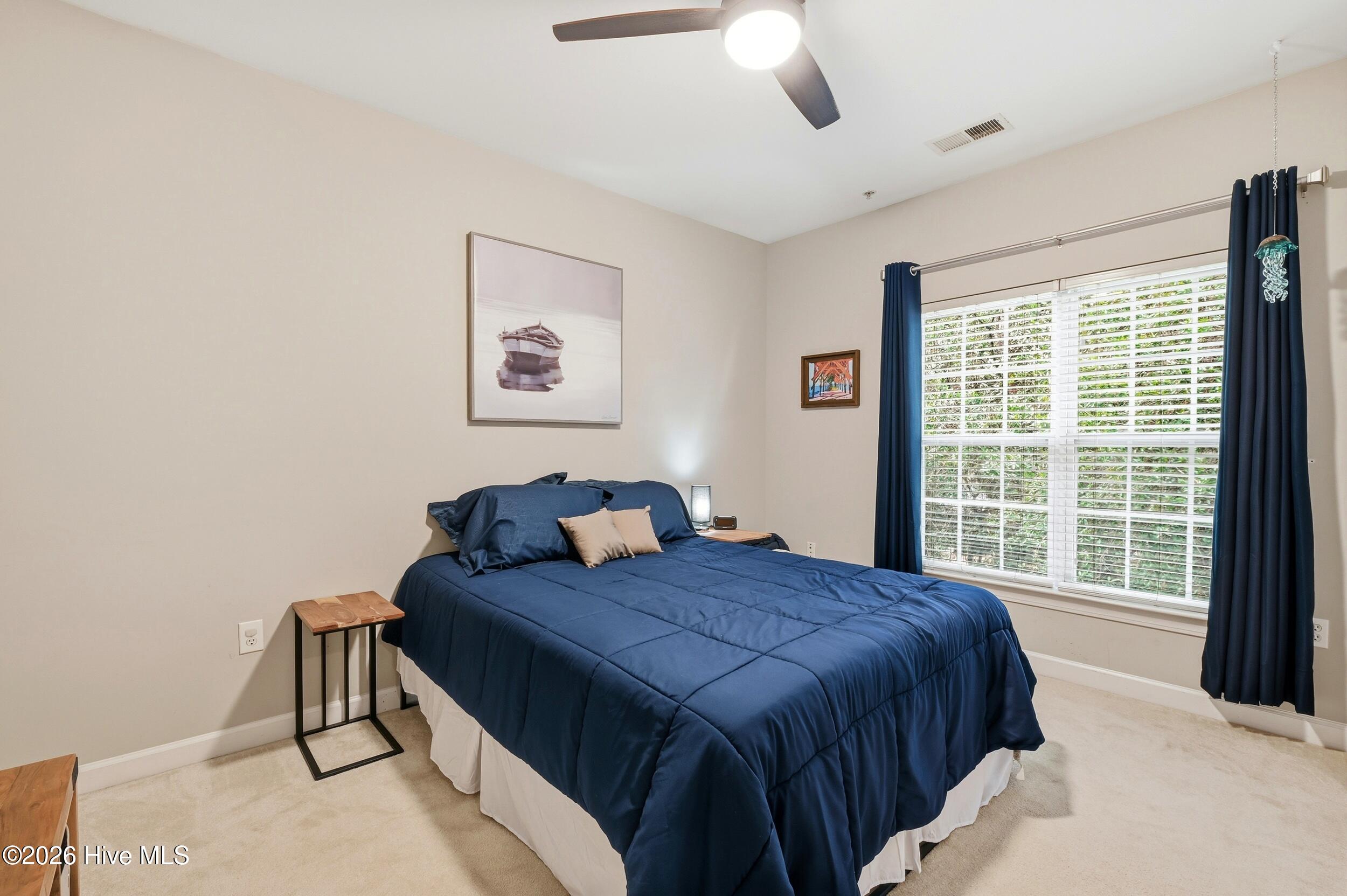 100553296 | Photo 21