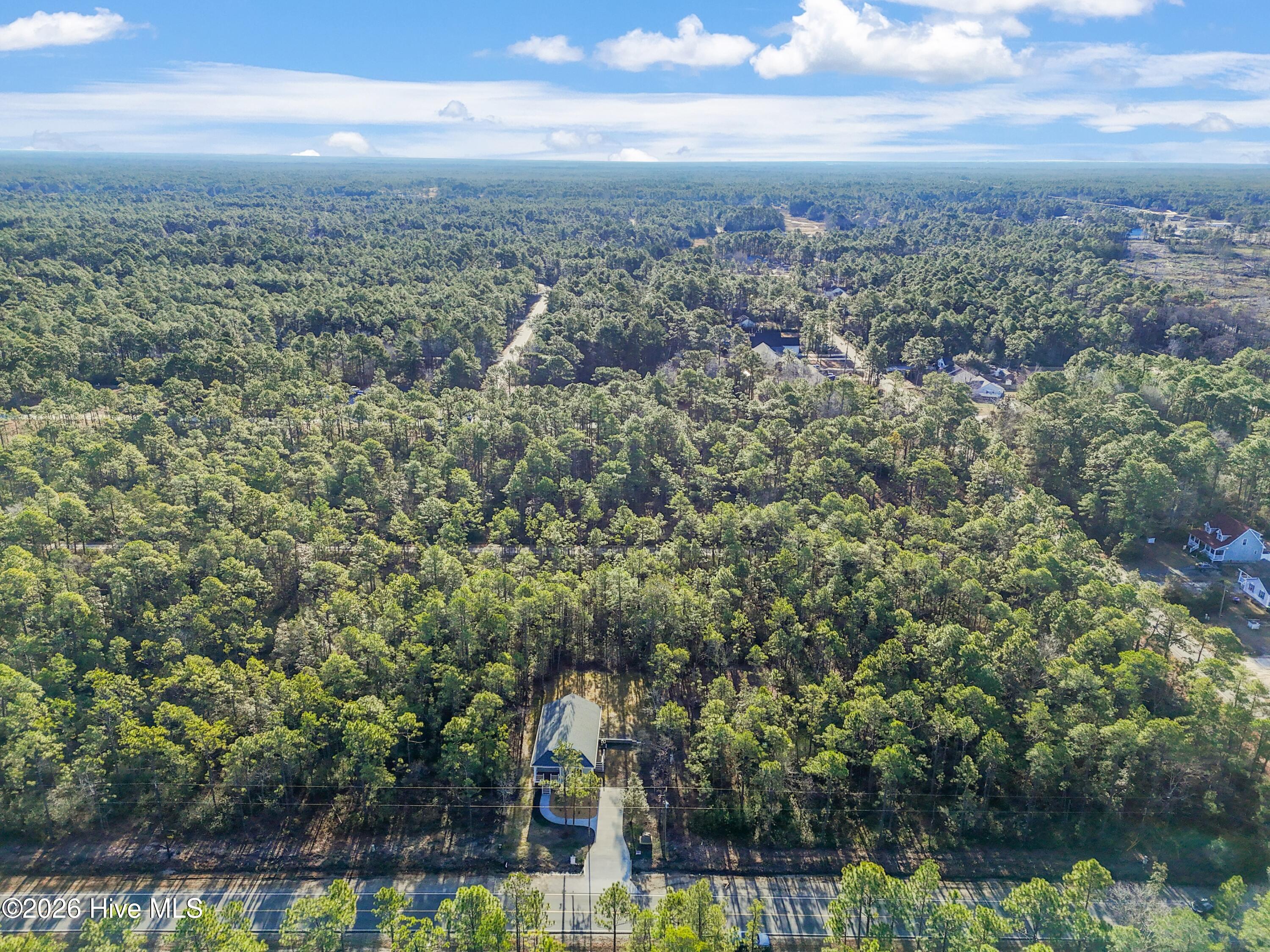 100548446 | Photo 35