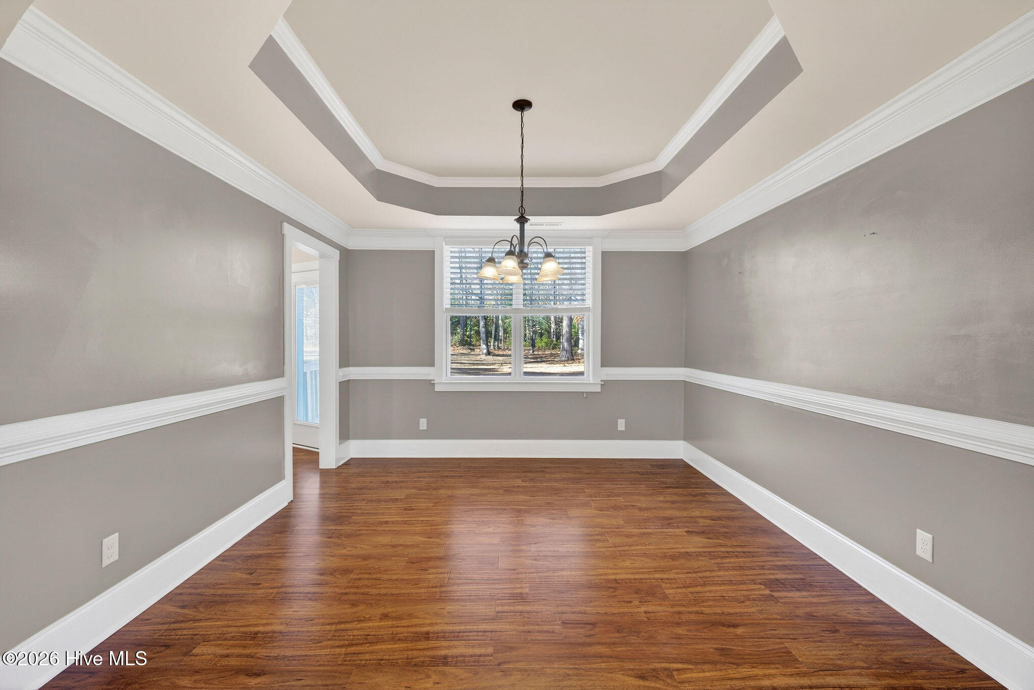 100549493 | Photo 19