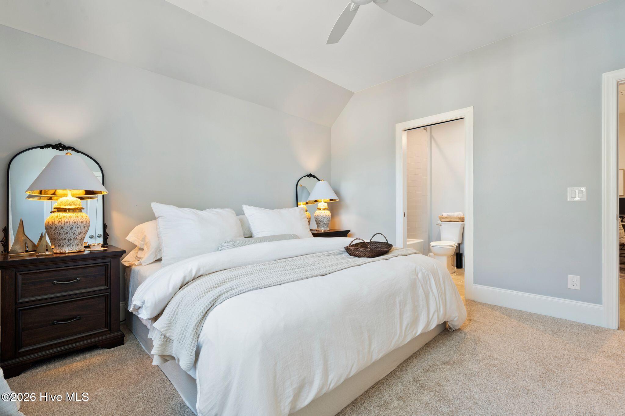 100551668 | Photo 62