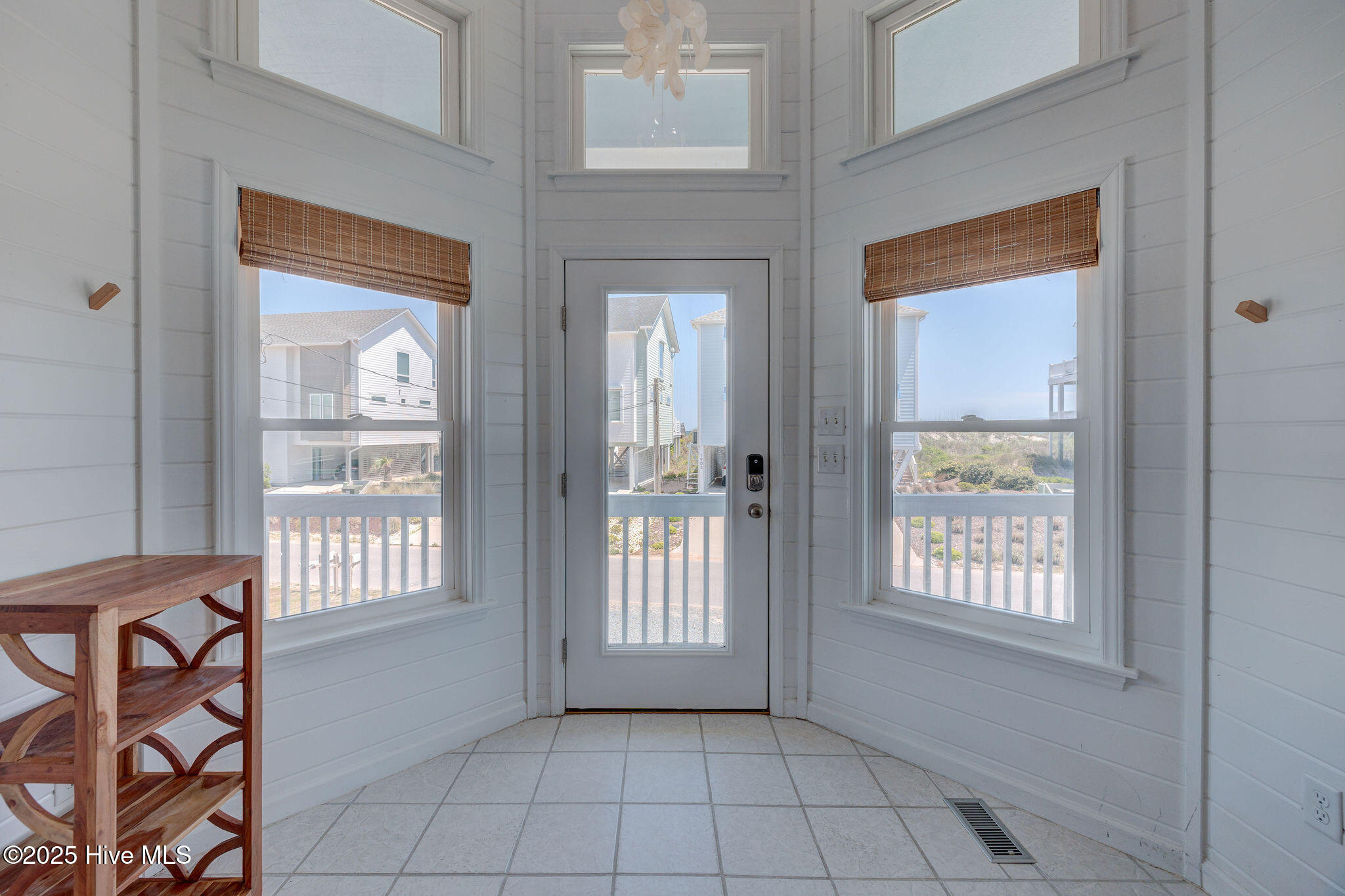 1904 Ocean Boulevard, Topsail Beach, NC 28445 – photo 8: 1904OceanBoulevard-21