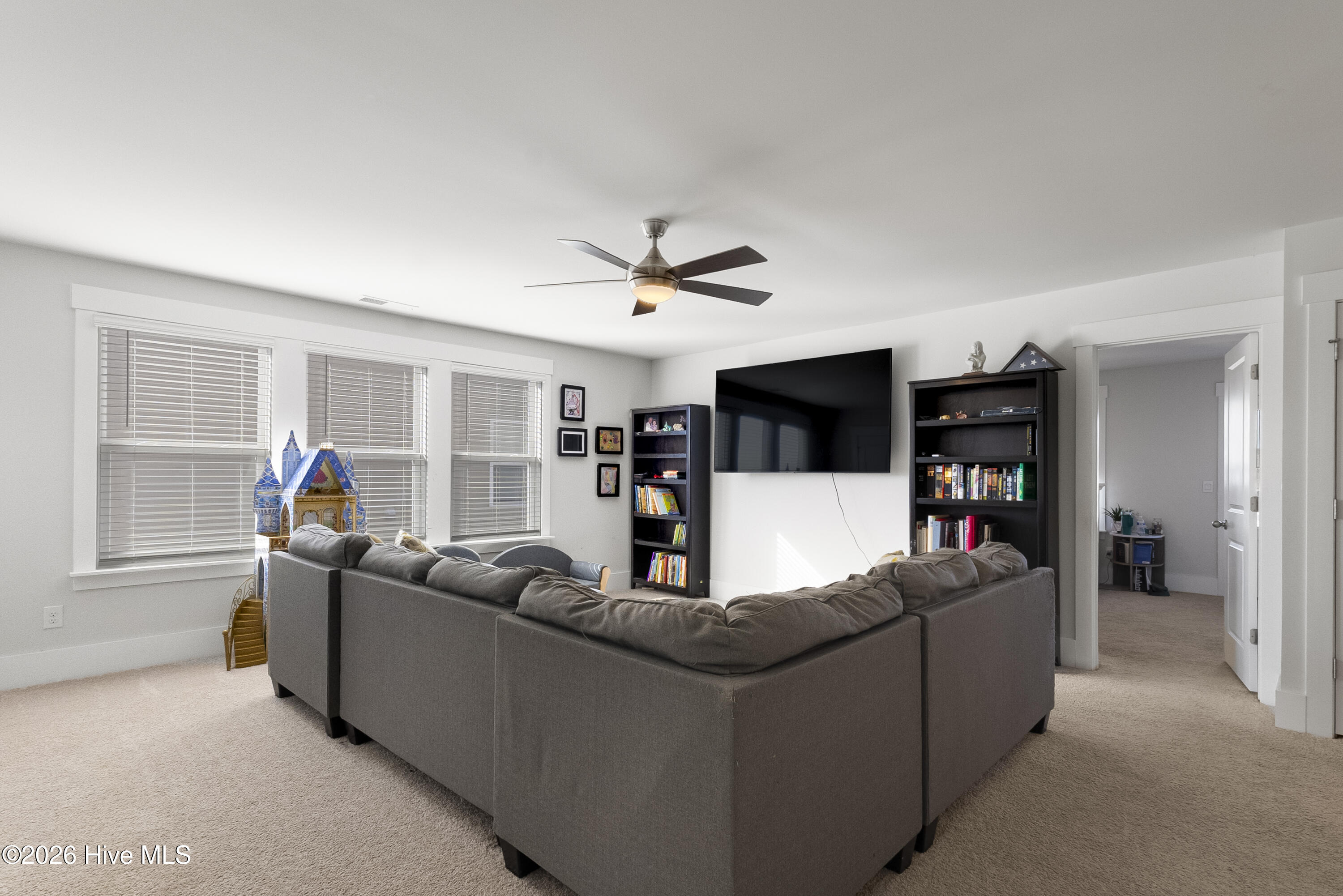 100547510 | Photo 34